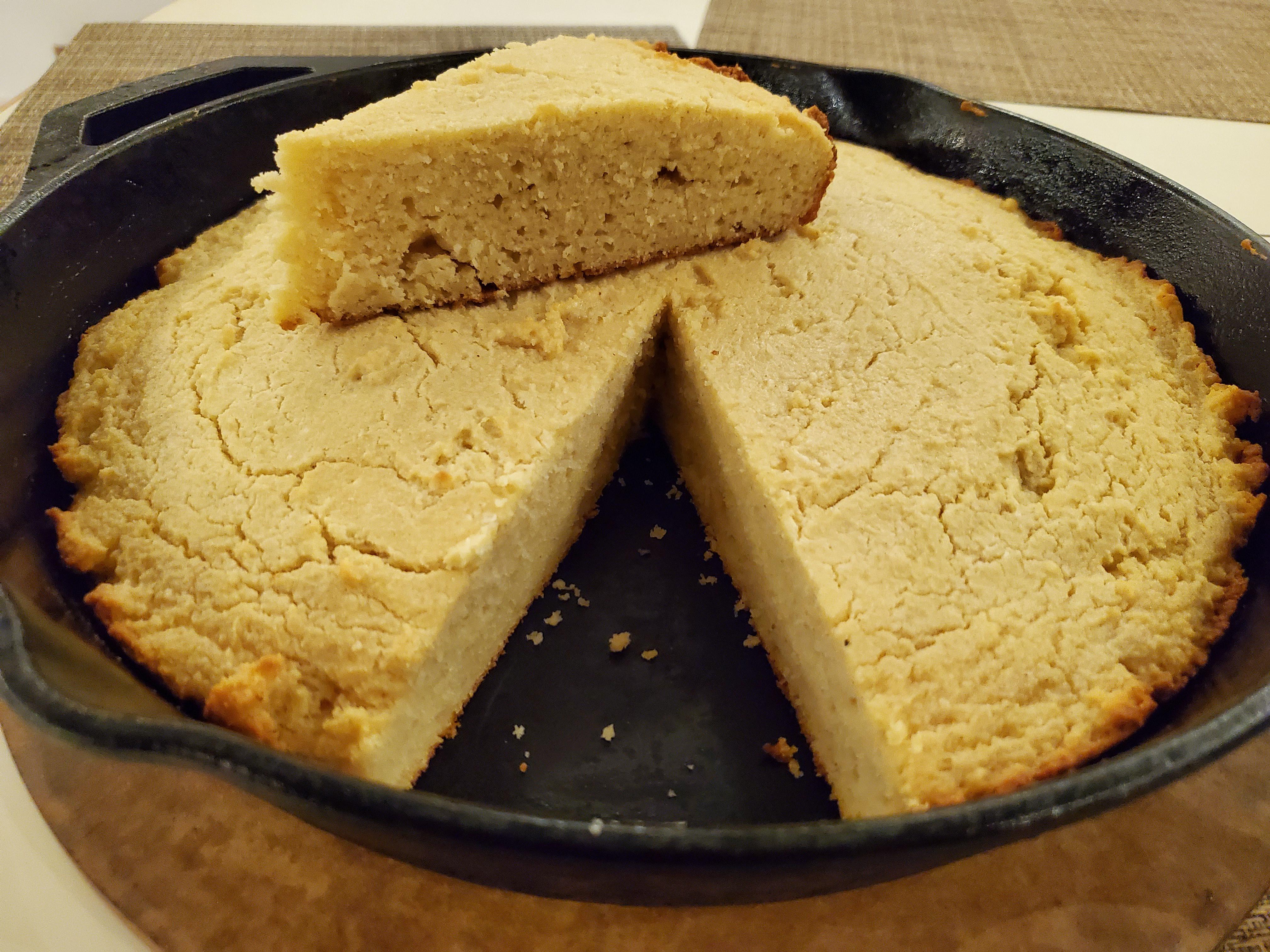 Cornbread with masa harina r/homecooking