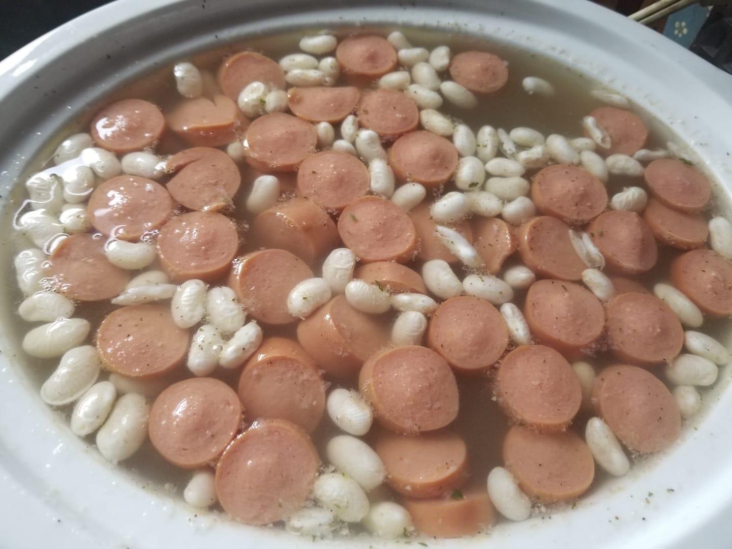 Uncle's favorite Navy beans and hotdogs shittyfoodporn
