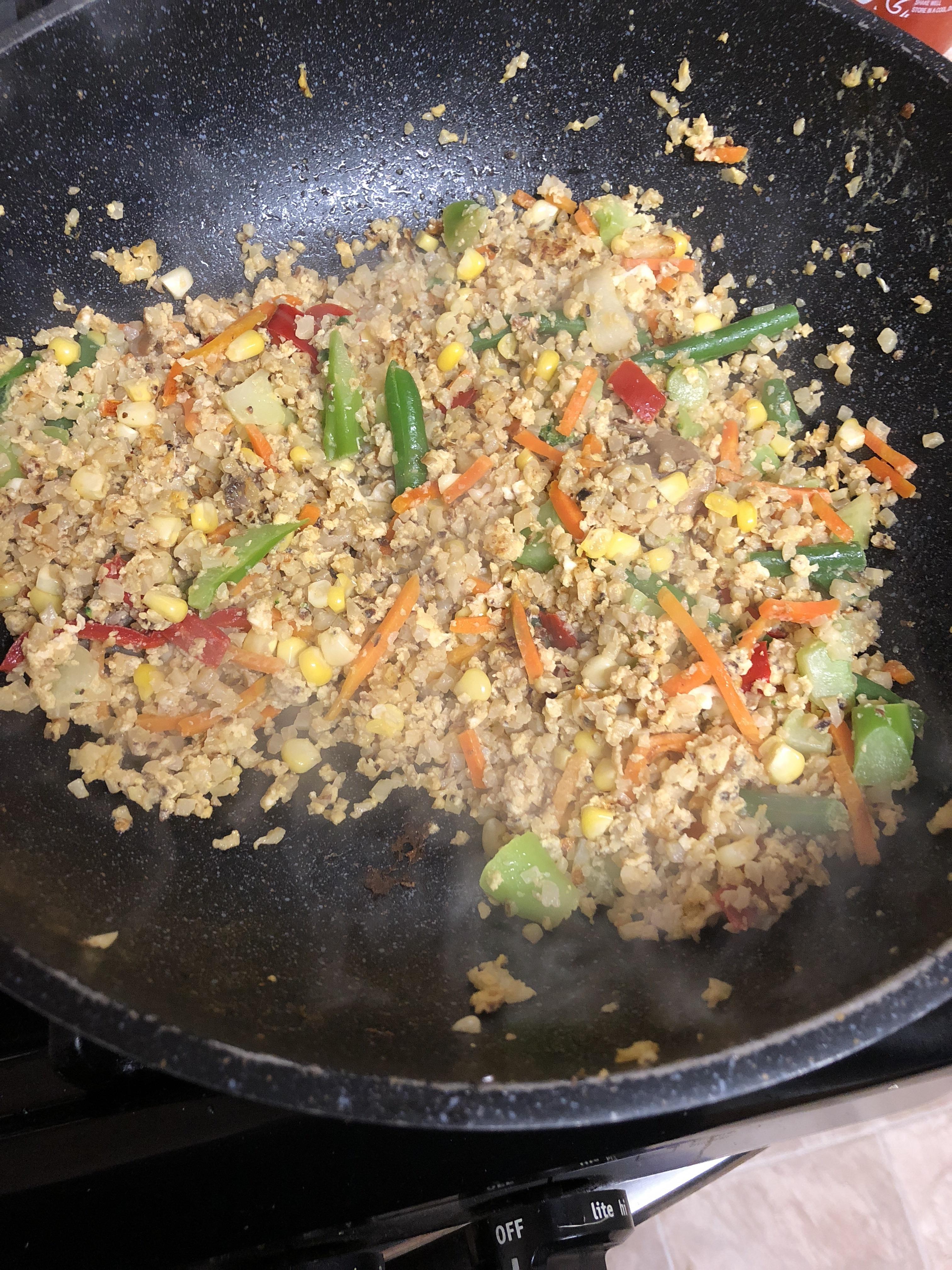 Keto + Diabetic friendly Chinese style fried Cauliflower “rice” r