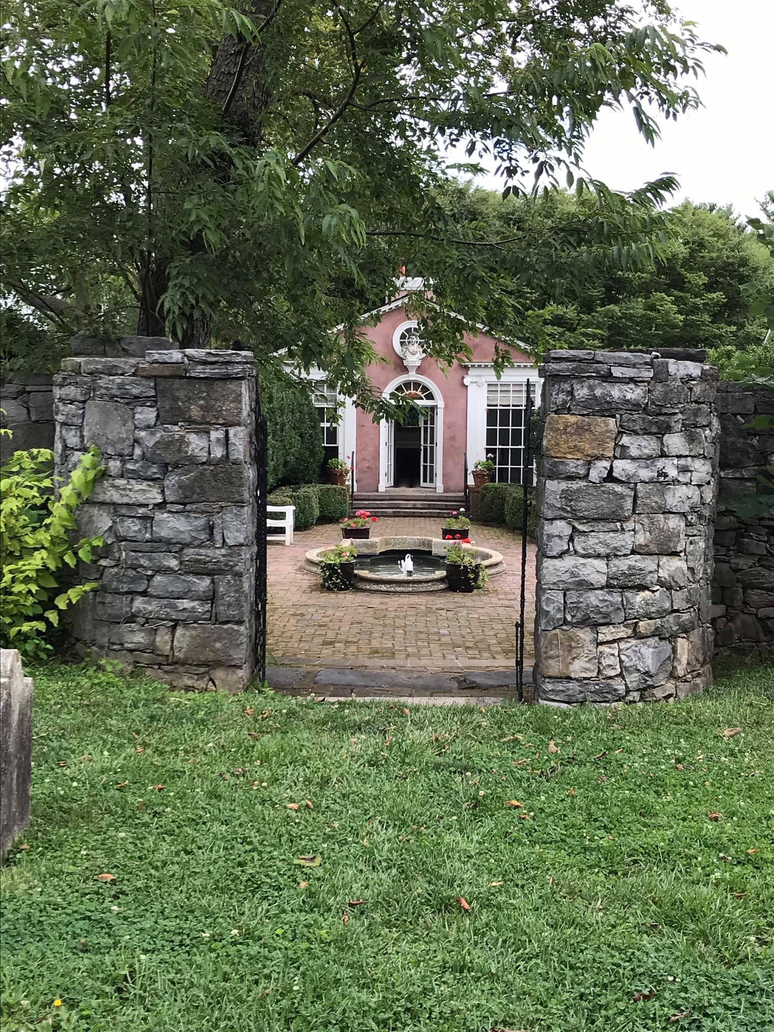 Glen Burnie House the Museum of the Shenandoah Valley r/Winchester