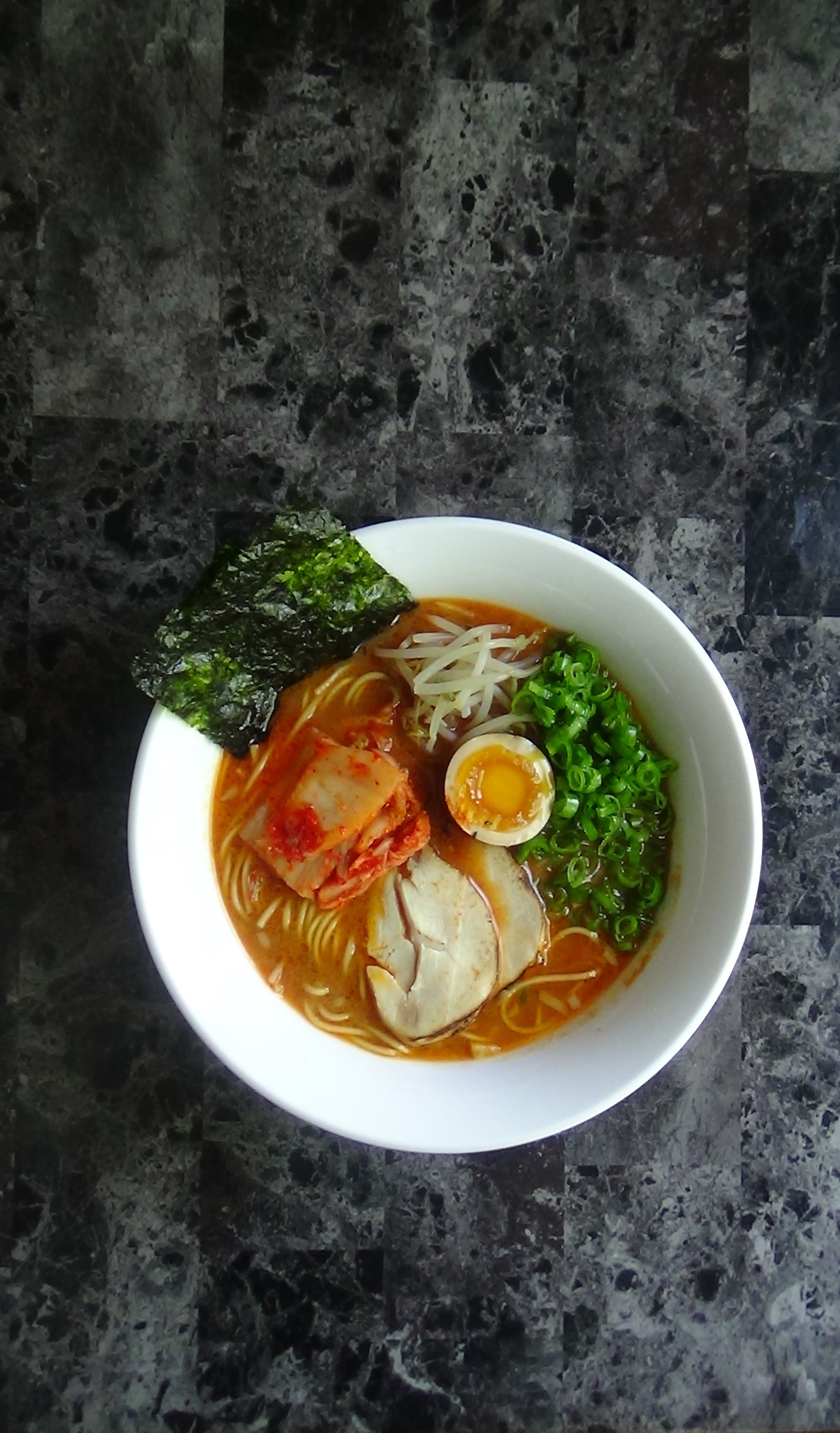 My Kara miso ramen with koreaninfluenced seasonings and chicken. r/ramen