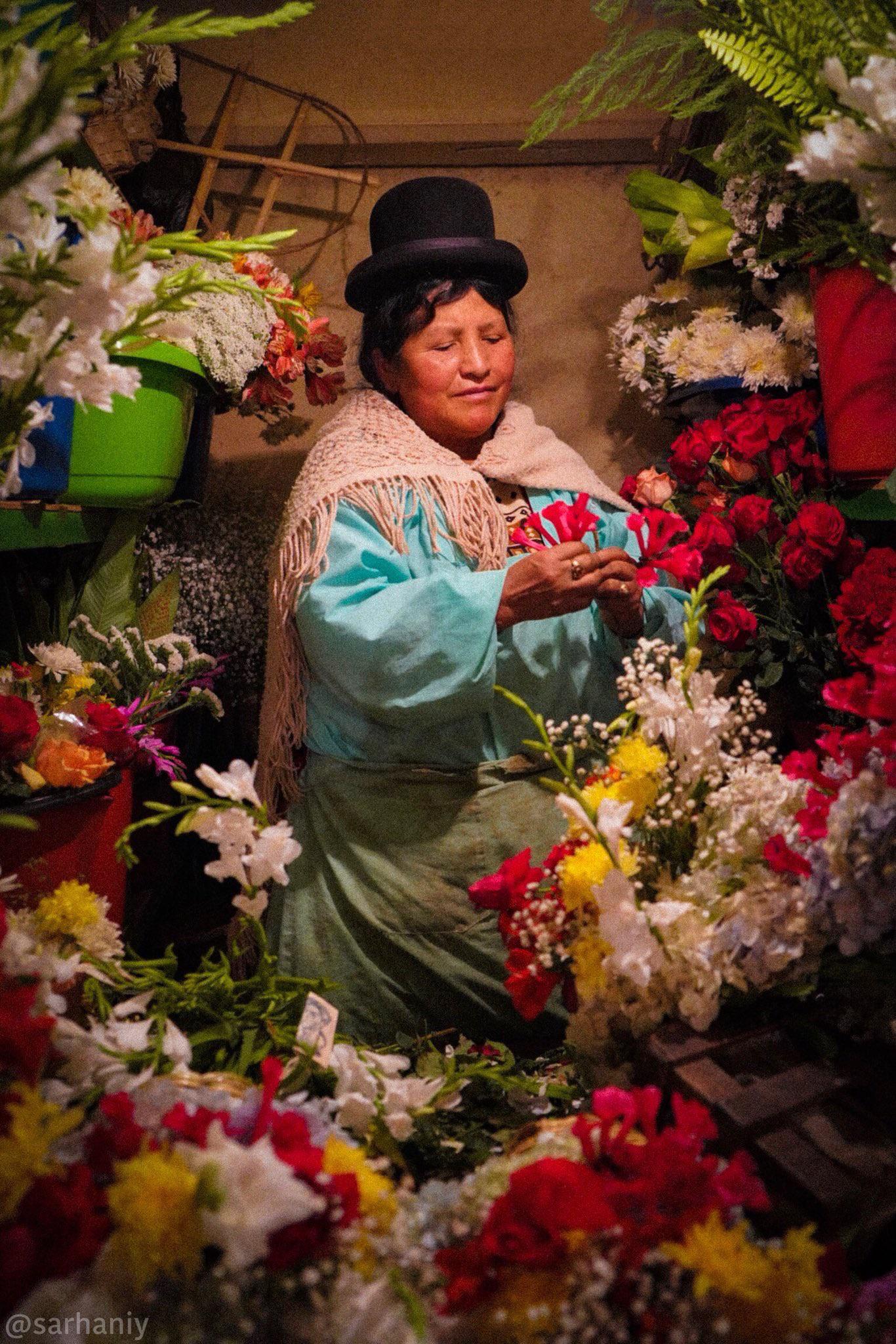 A florist in La Paz, Bolivia. By sarhaniy r/amstobar