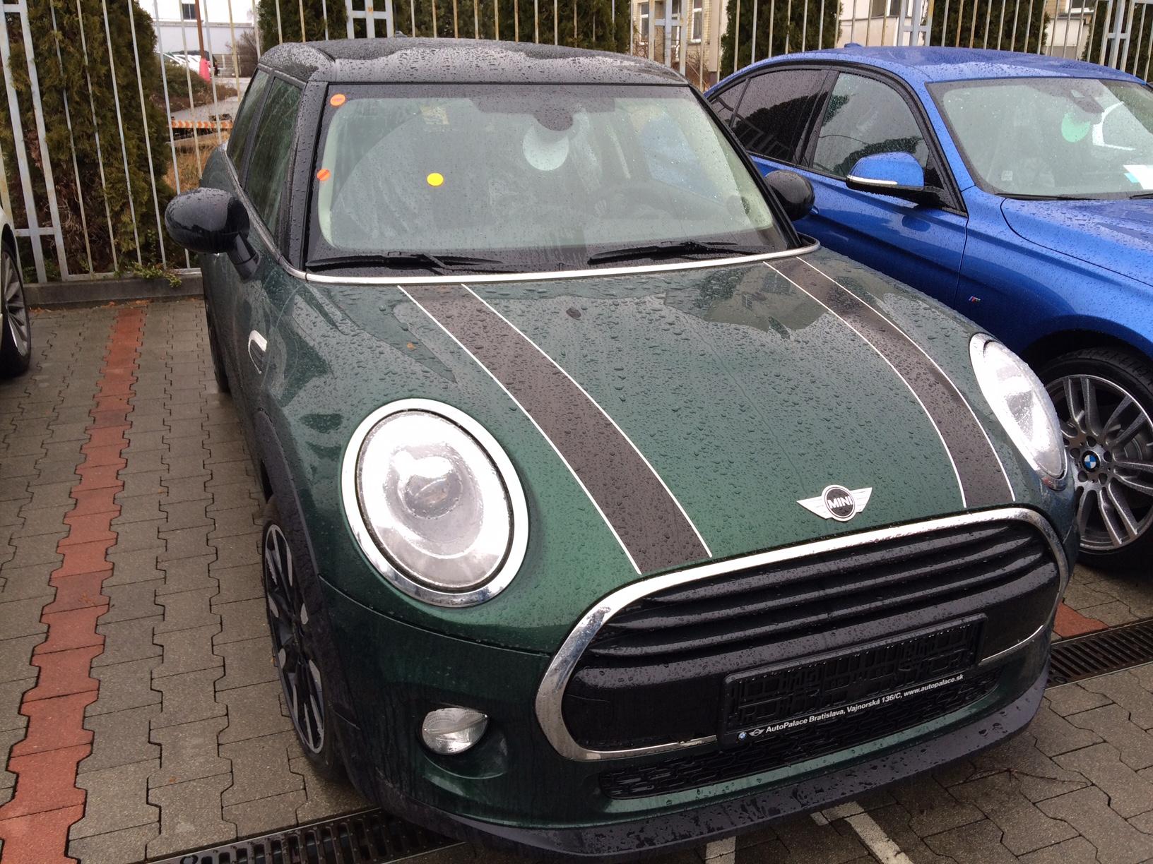 My MINI Cooper just arrived to the dealership! r/MINI