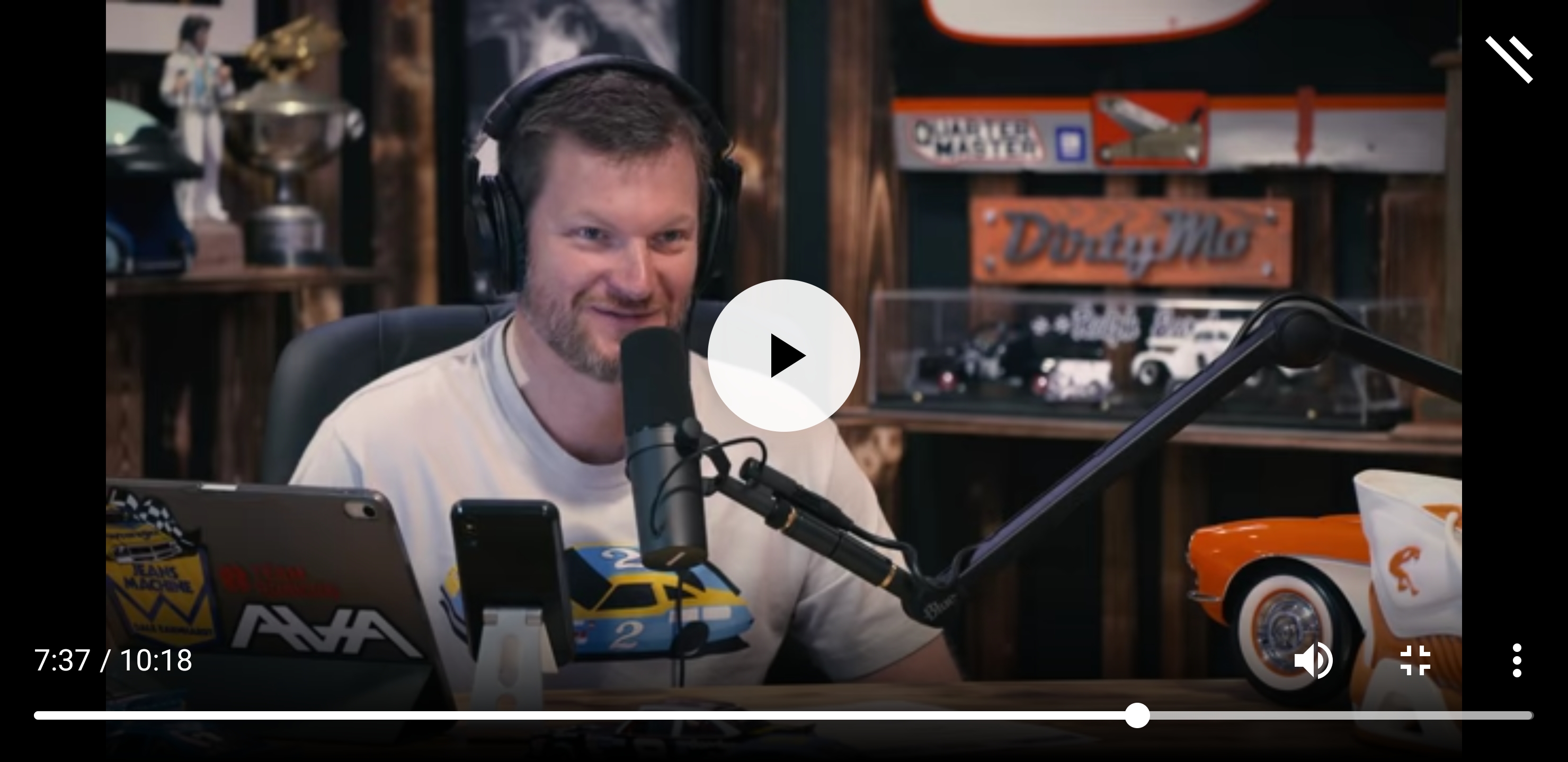 Dale Earnhardt jr appears to be an AVA fan. This is from his podcast