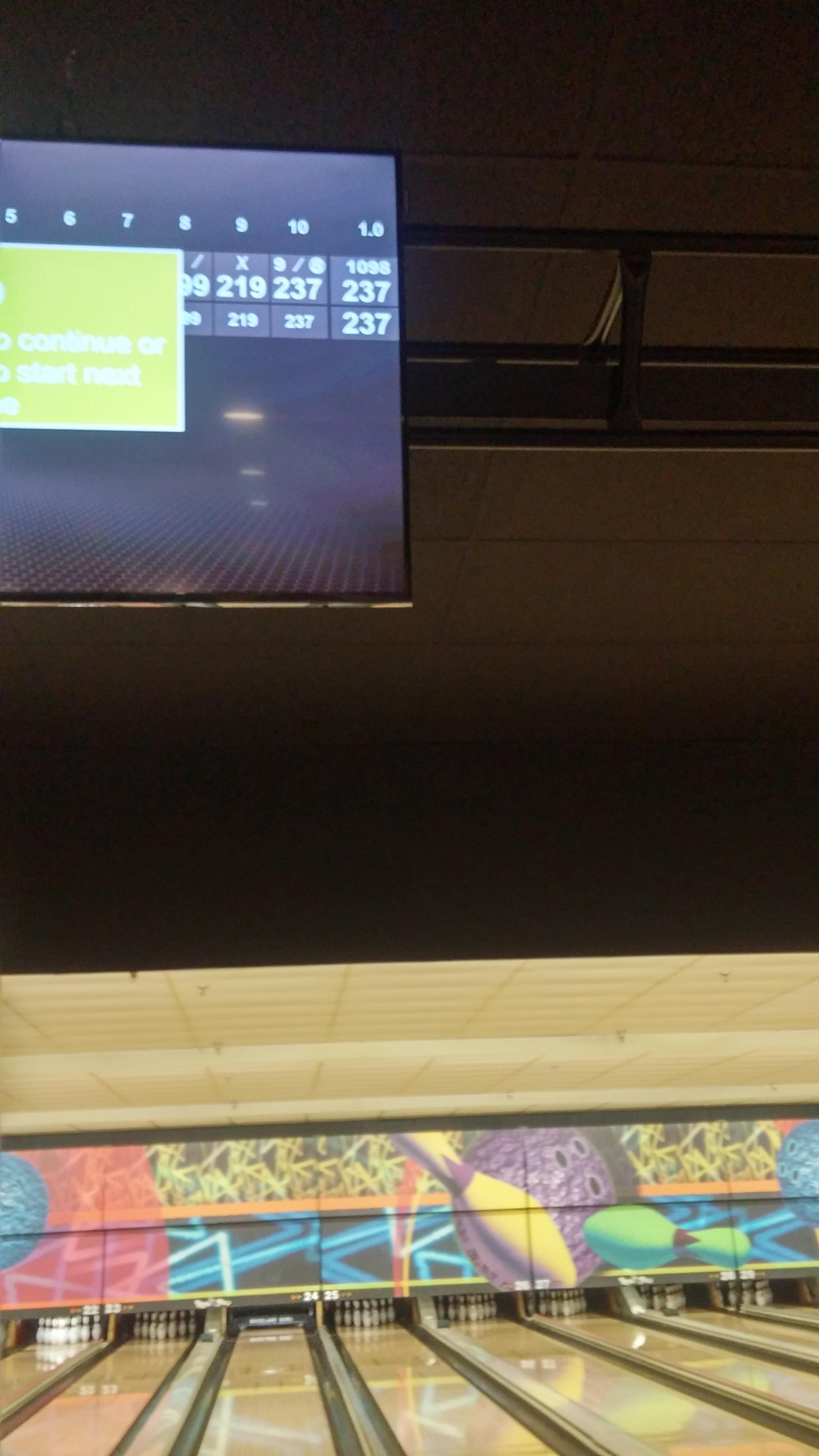 House ball 237 game, pretty happy with that!! r/Bowling