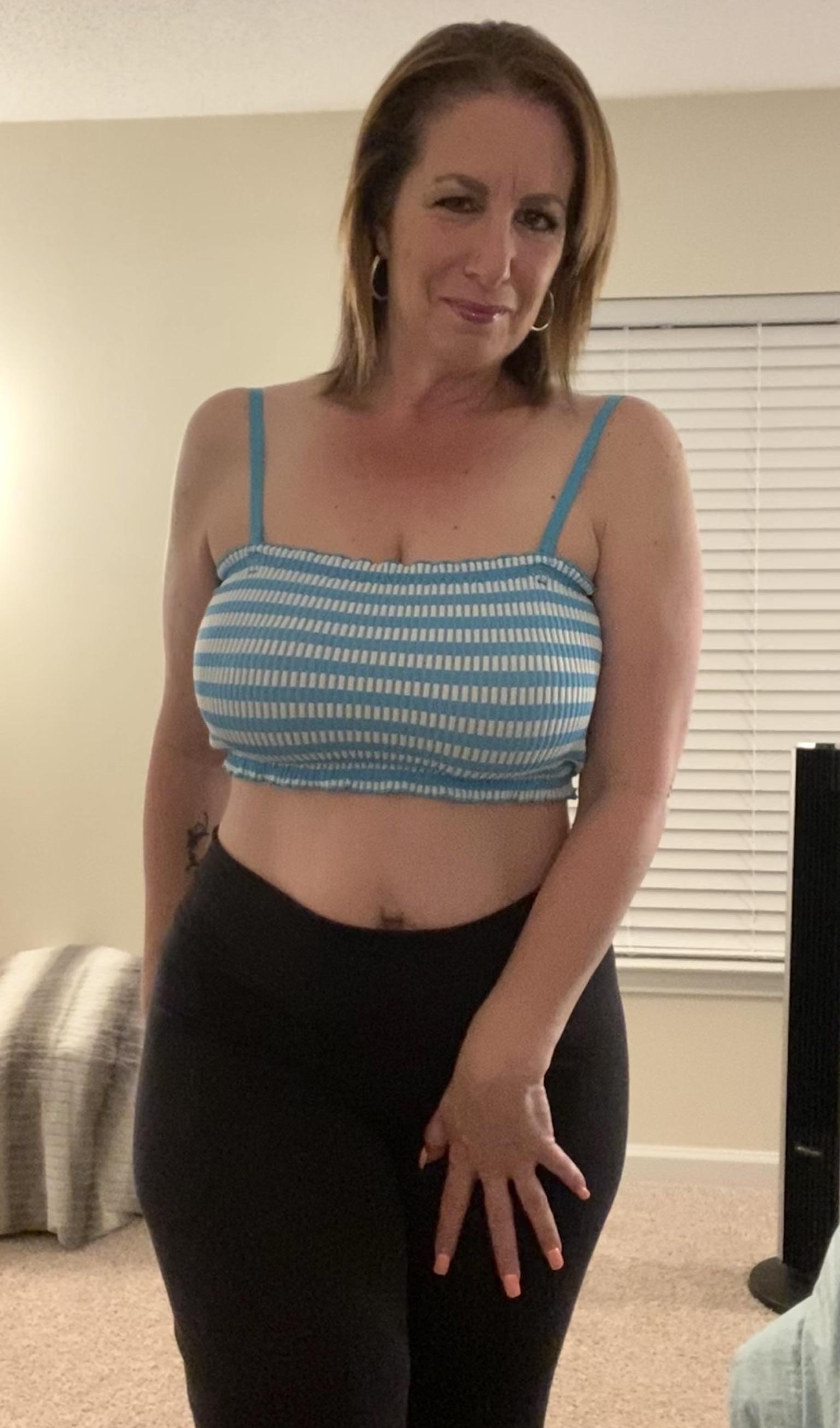 219 best u/danni2427 images on Pholder | Milf, Maturemilf and Cougars