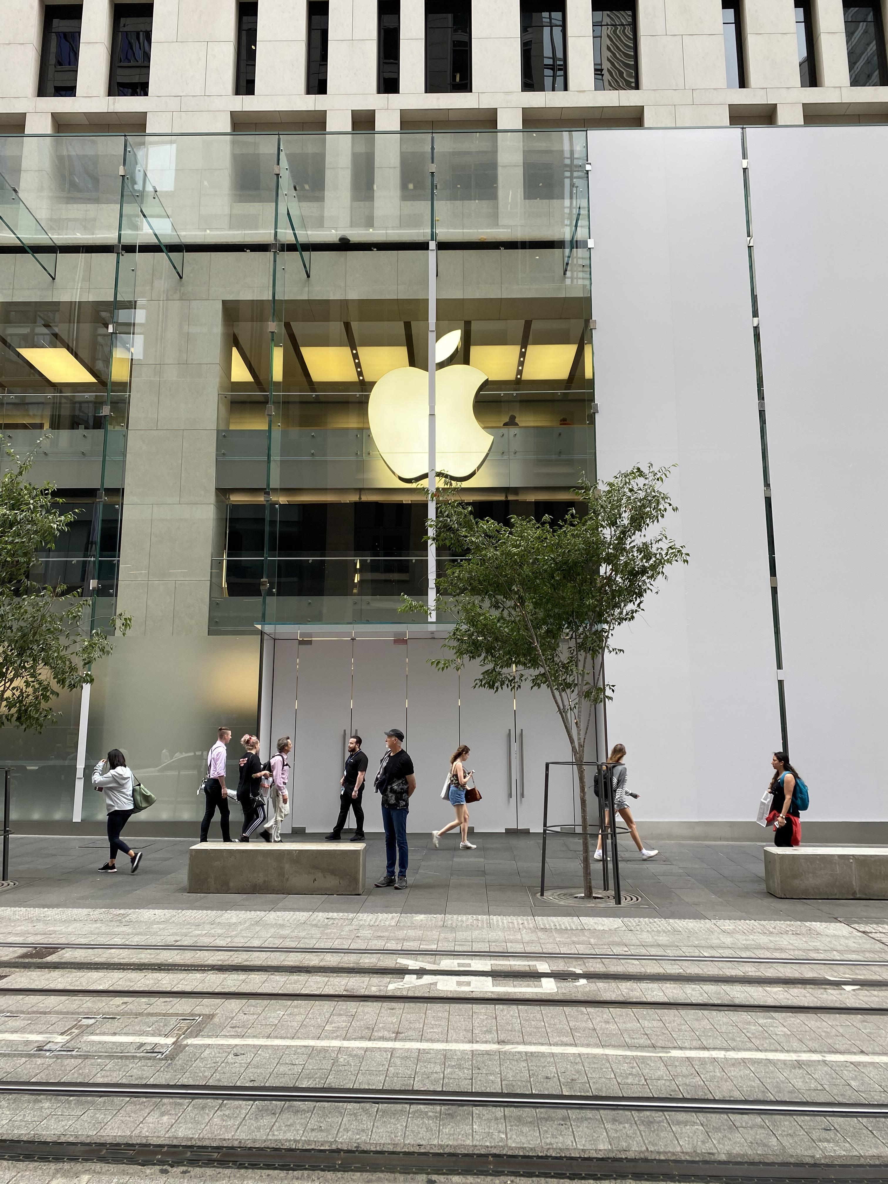 St Apple store is closed for ‘creative updates’ aka an overdue