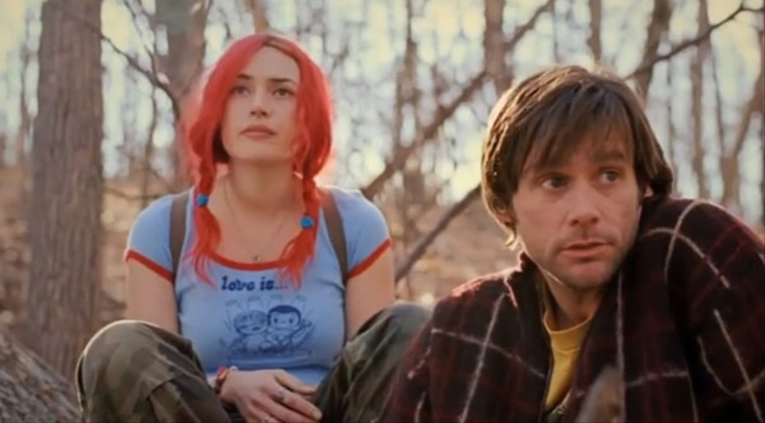 In Eternal Sunshine of the Spotless Mind (2004) using Clementine's (Kate Winslet) hair color