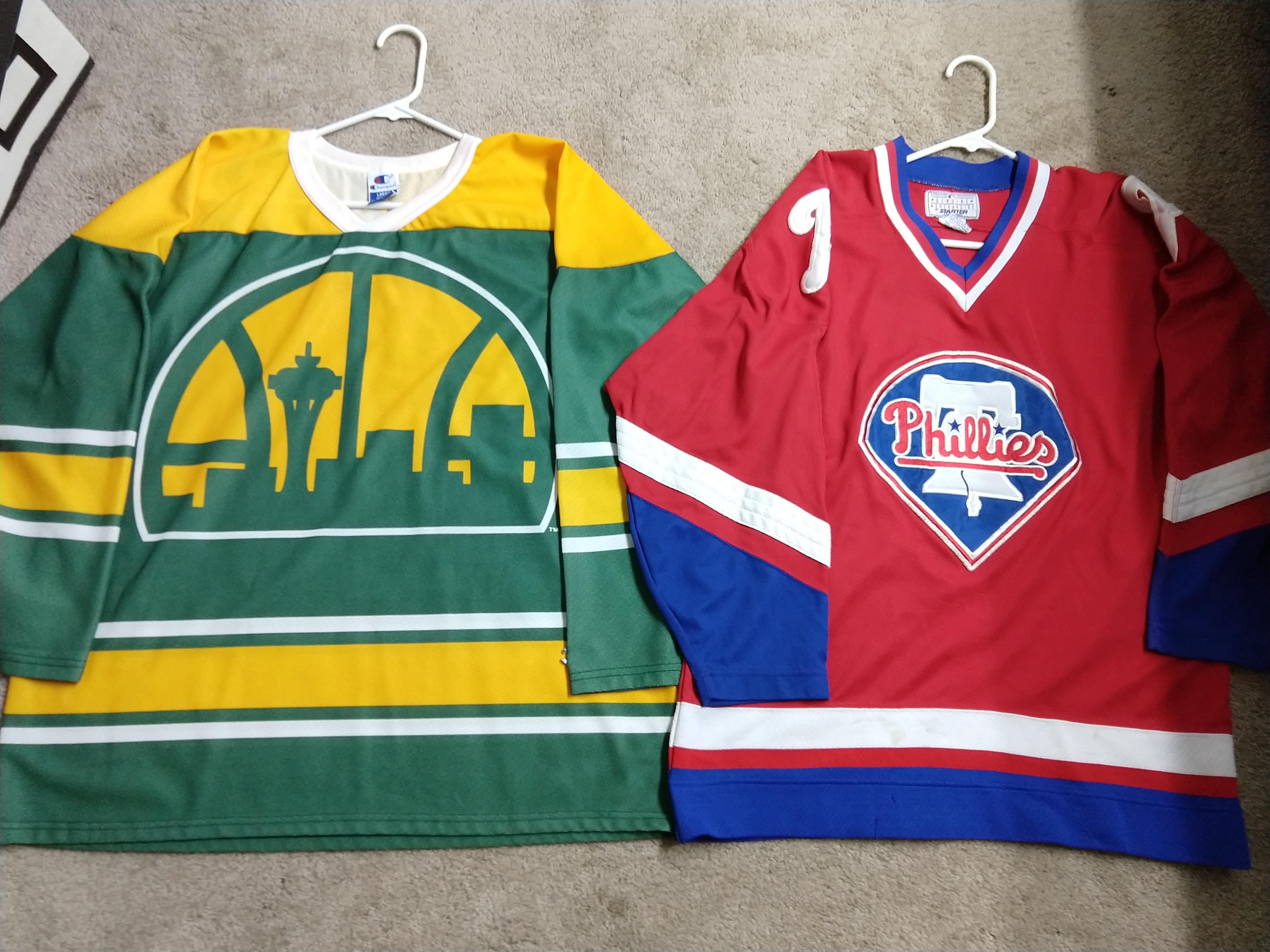 My dad picked these up at a thrift store about 15 years ago. Anyone