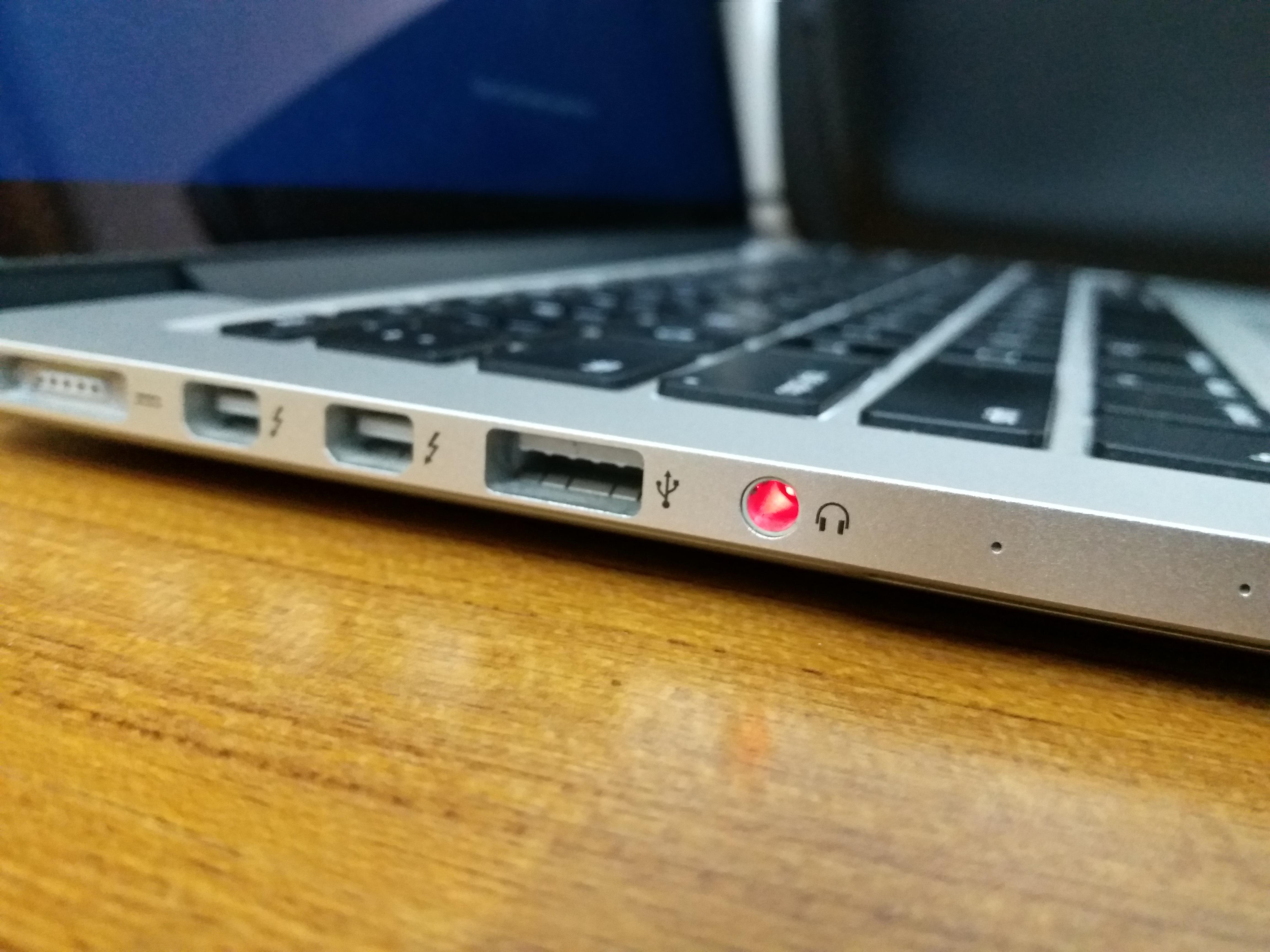 Did you know that your Macbook Pro's headphone jack is capable of