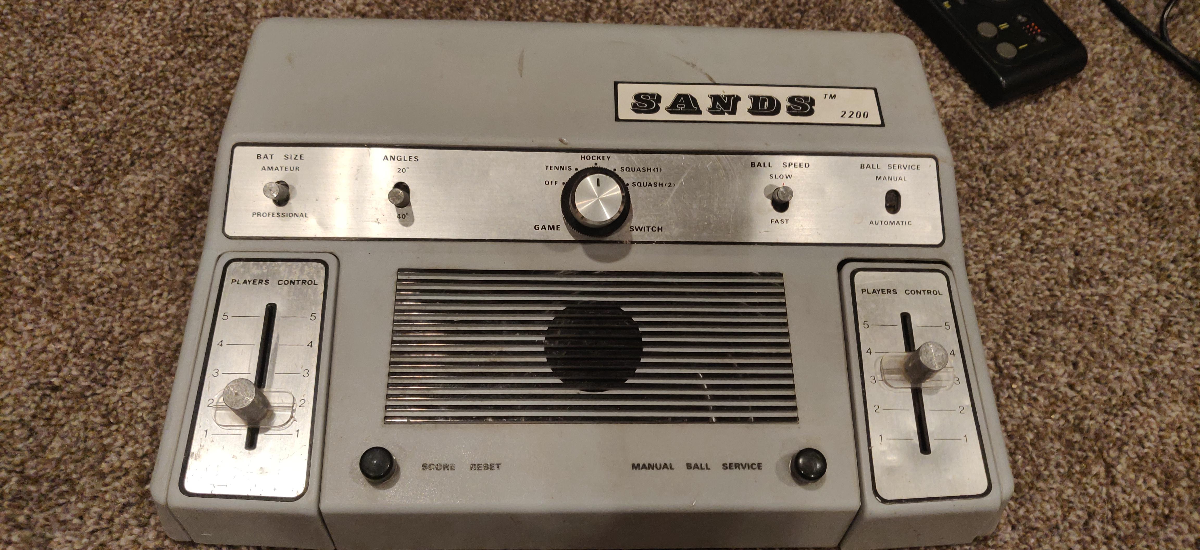 Some more awkward 70's Pong consoles for you. The Sands 2200. r