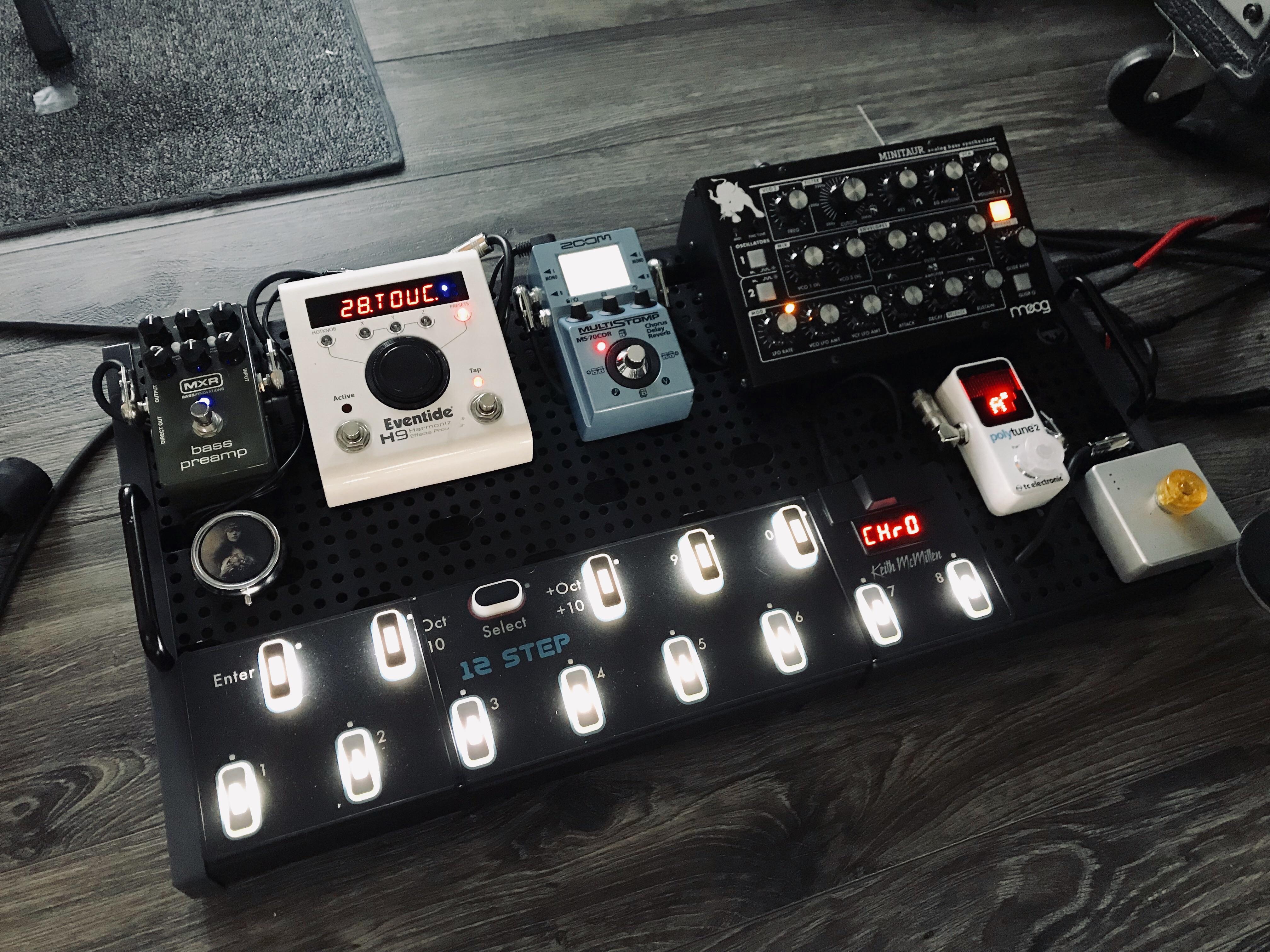 Bass and synth board... r/guitarpedals