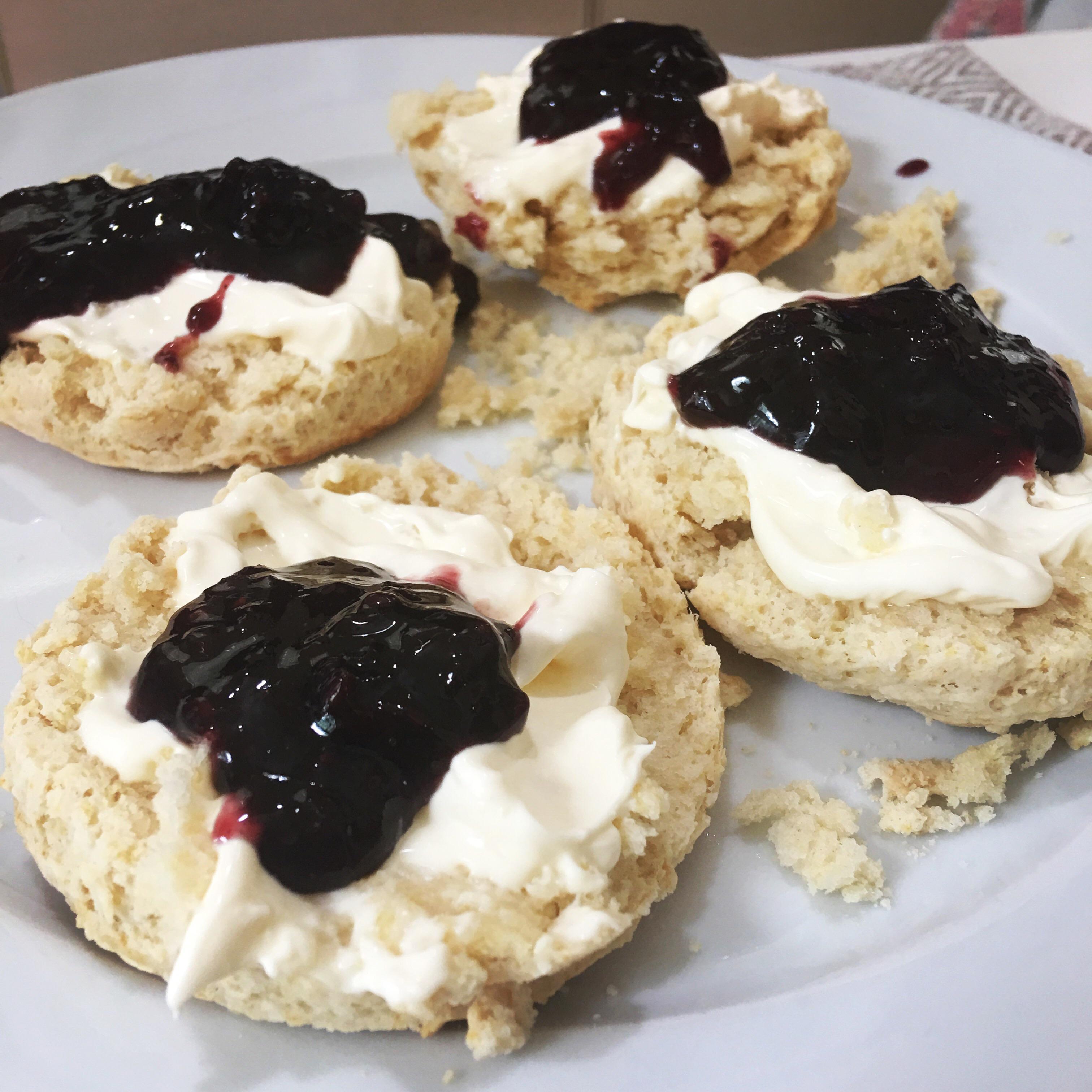 [Homemade] Scones with clotted cream and jam r/food