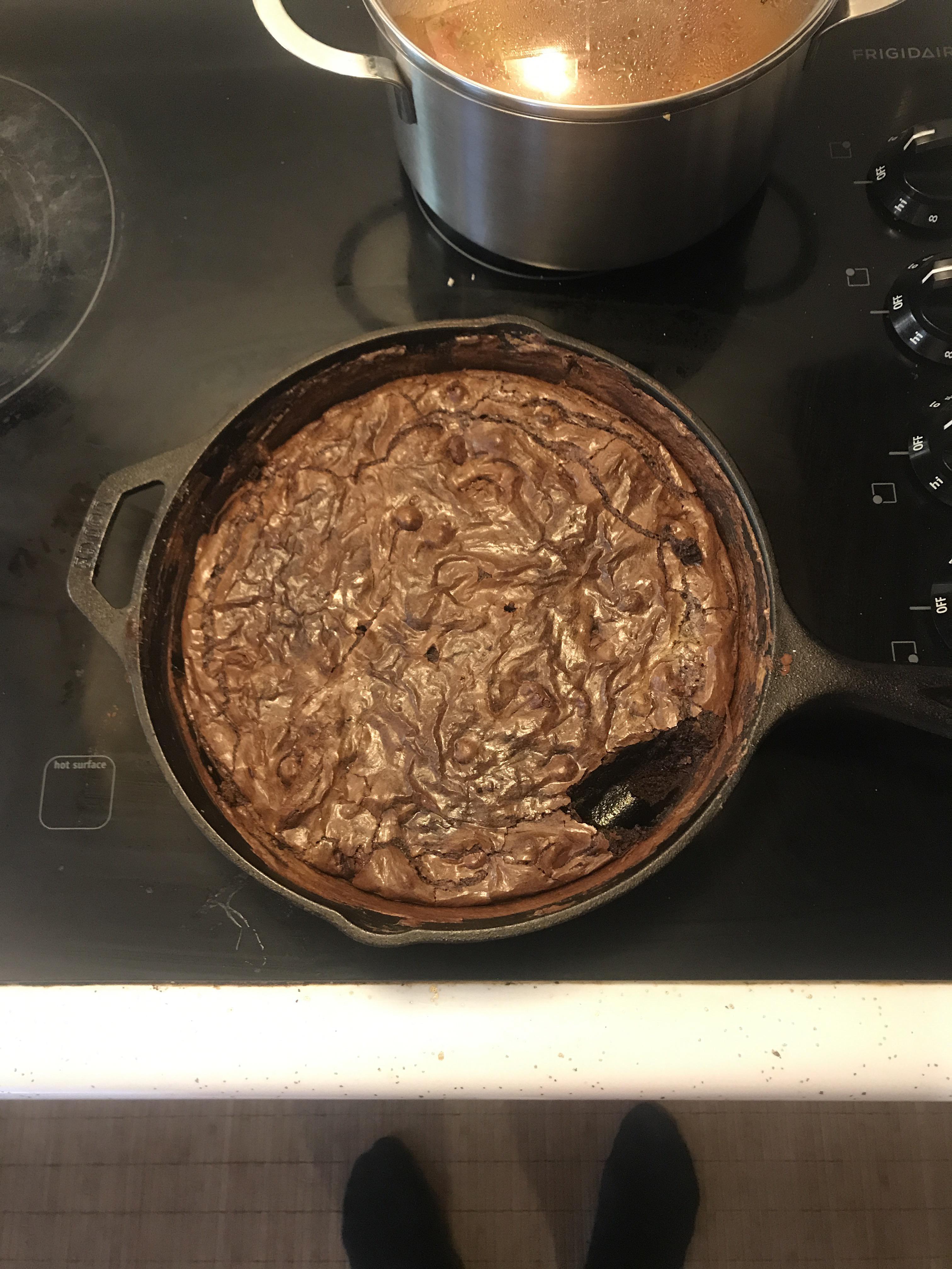 First time making a cast iron brownie and Ohh mah gawd is it delicious