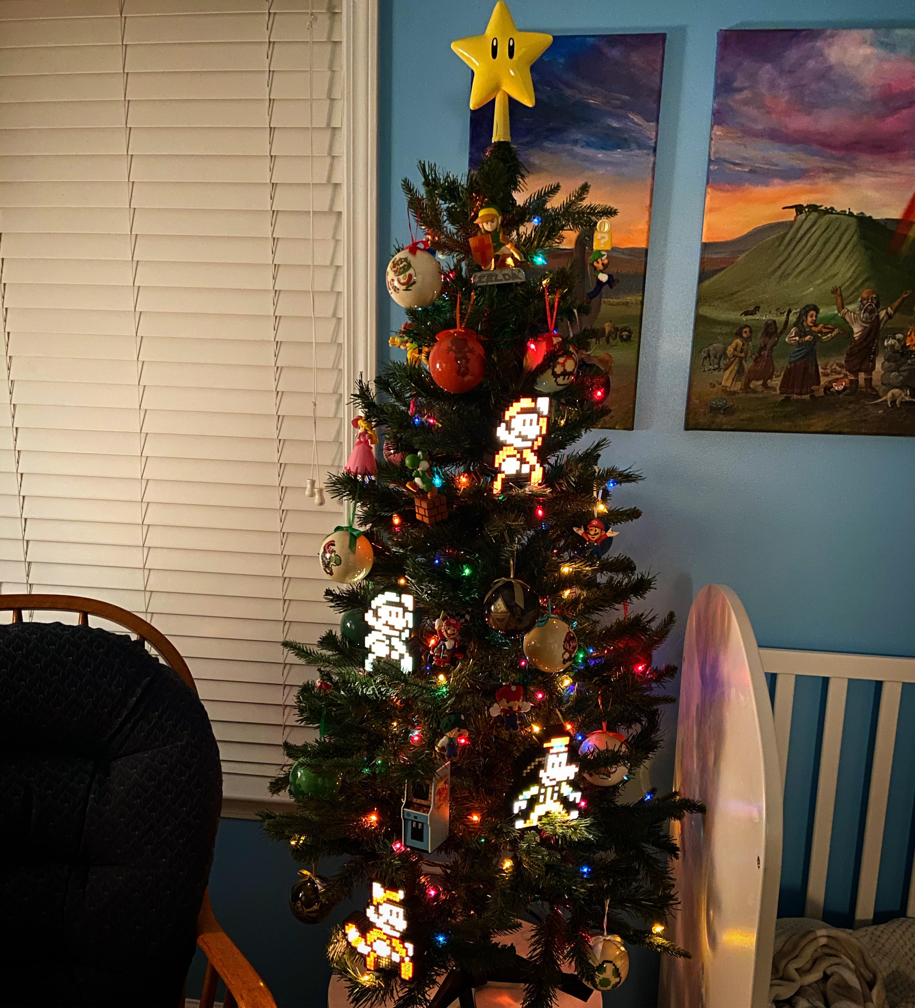 Made a Nintendothemed tree for my son’s room. r/nes