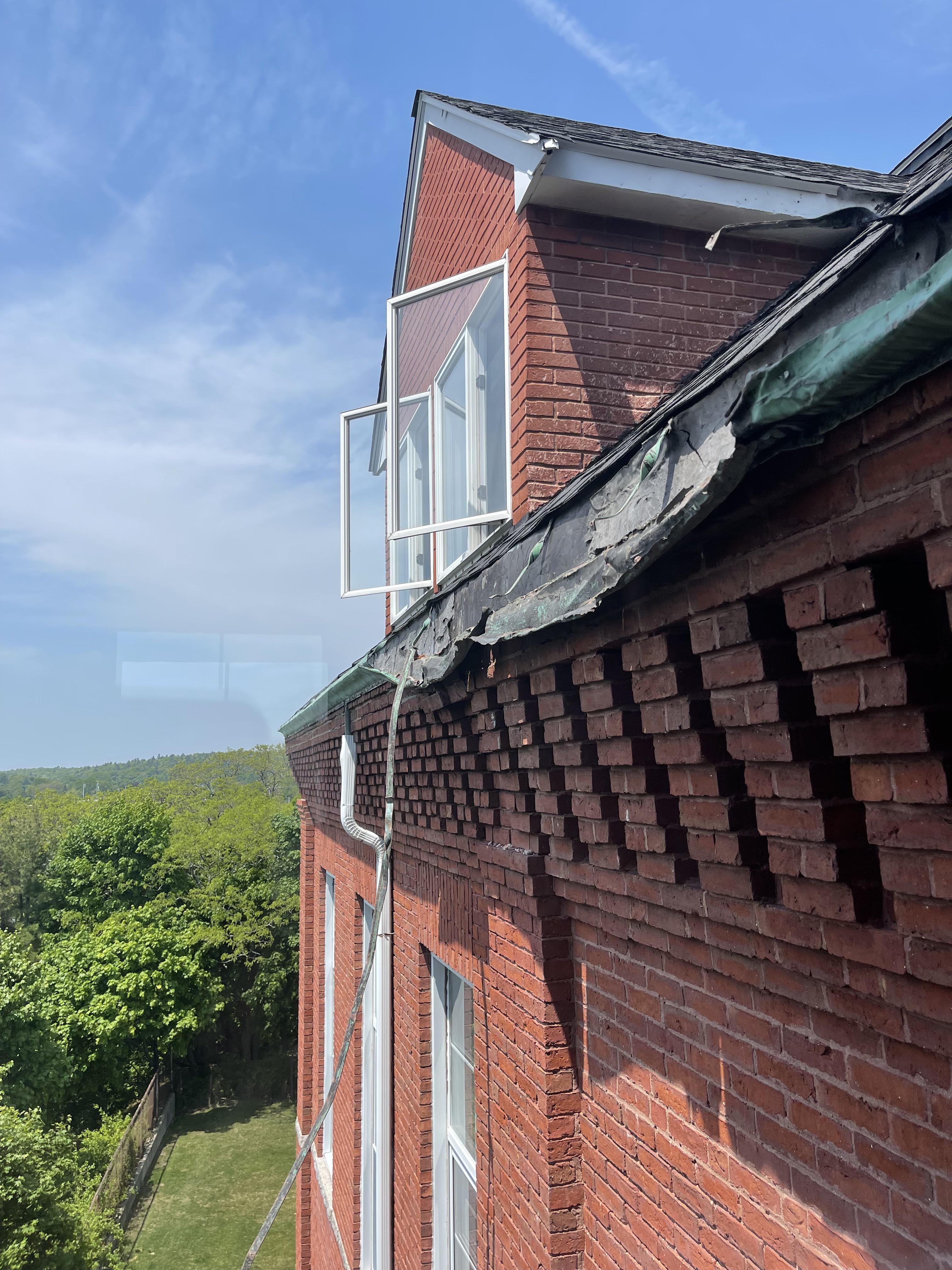 Brothers roofing and construction llc Lynn, MA r/worstroofers