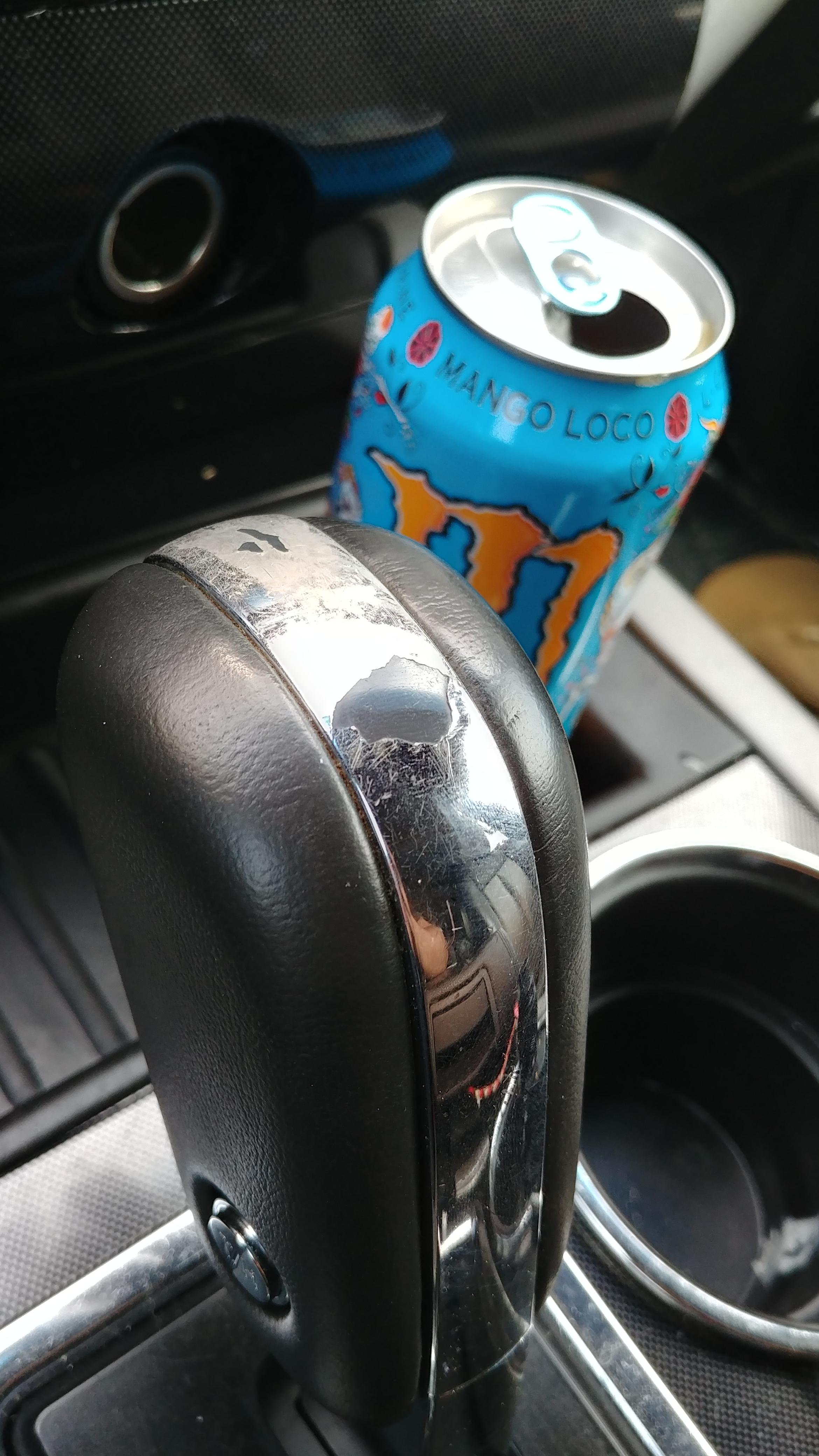 Anyone know how to fix this peeling chrome on a ford expedition? r/fixit