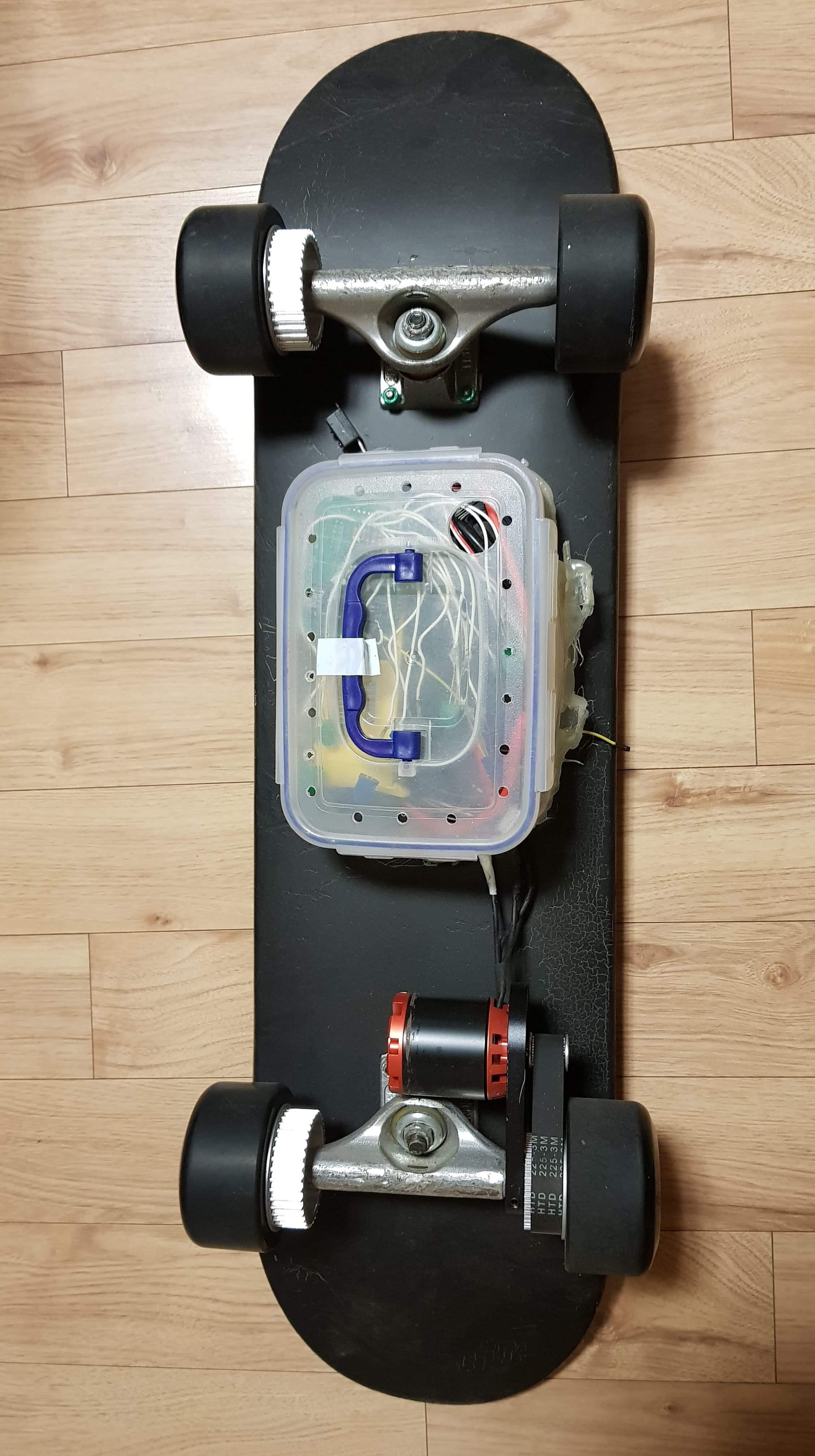 A sneak peek on the first electric skateboard I made as a broke high