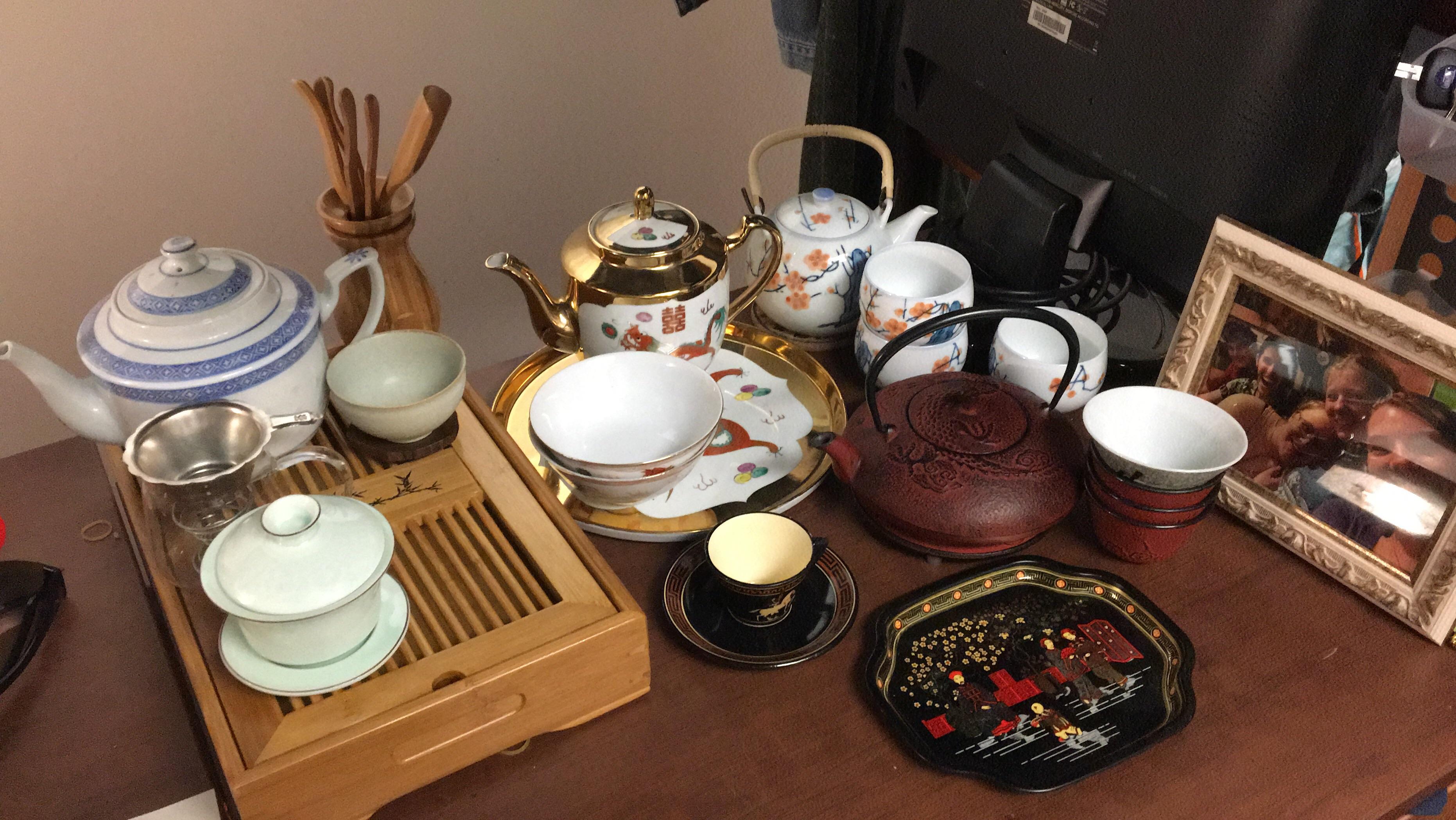 Giving my teaware the space it deserves! r/tea