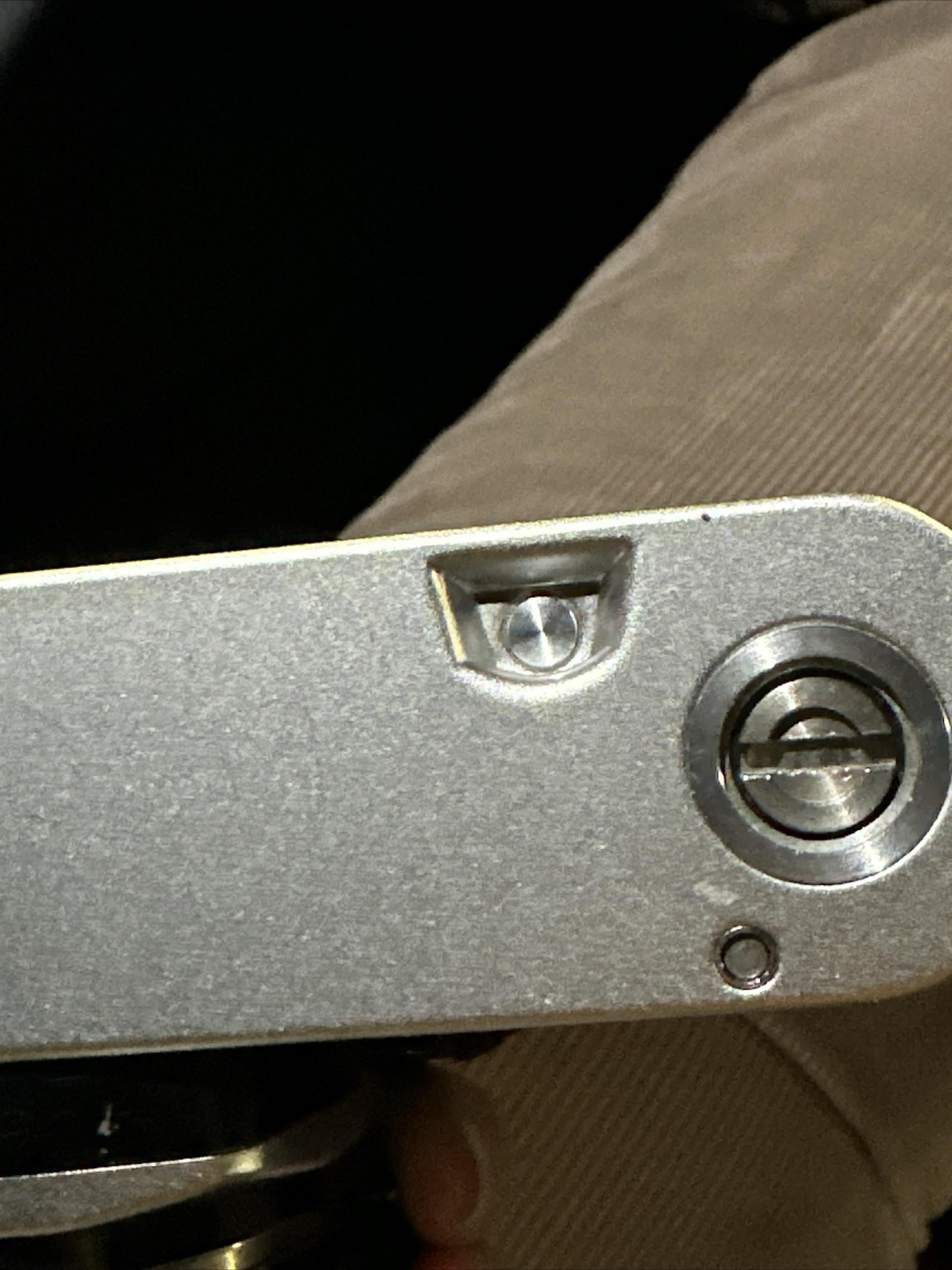 Film rewind button stuck r/NikonFM2