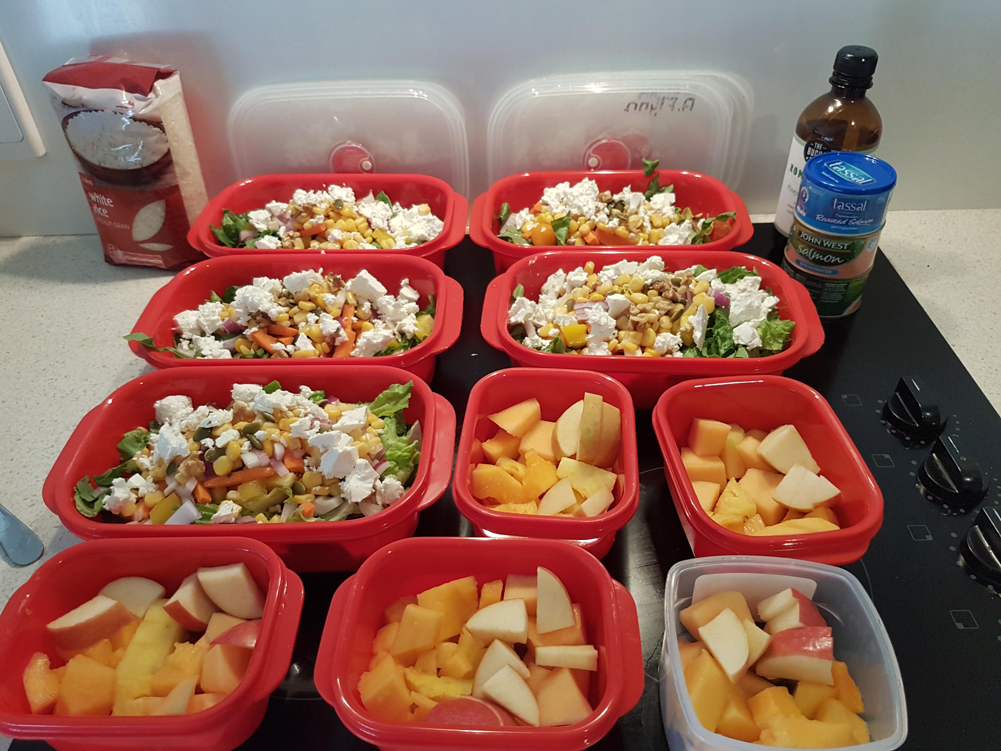 It's looking a bit orange this week! Lunch & snacks MealPrepSunday