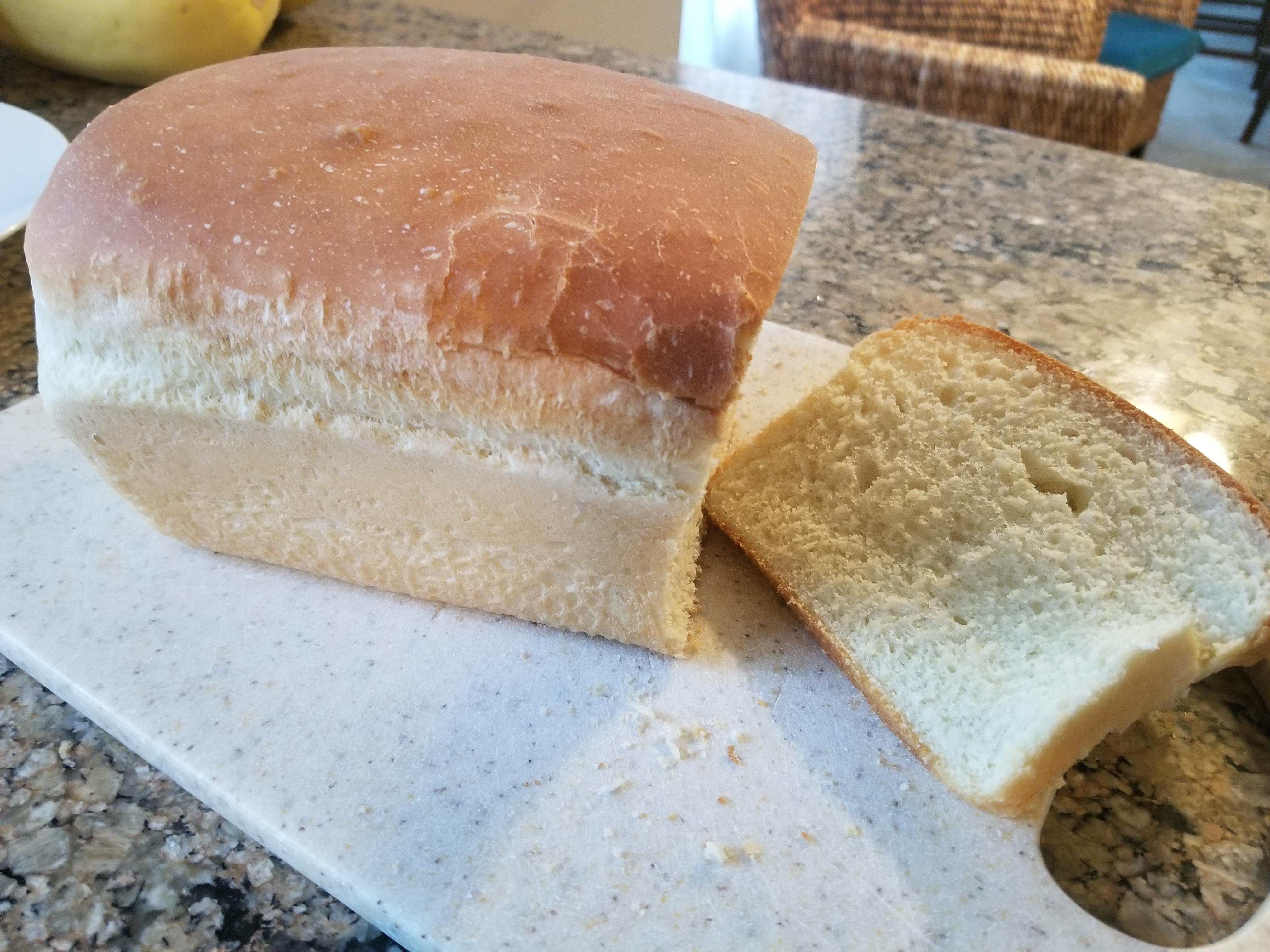 Bob's Red Mill Artisan Bread Flour *Amish Country Loaf* r/Breadit