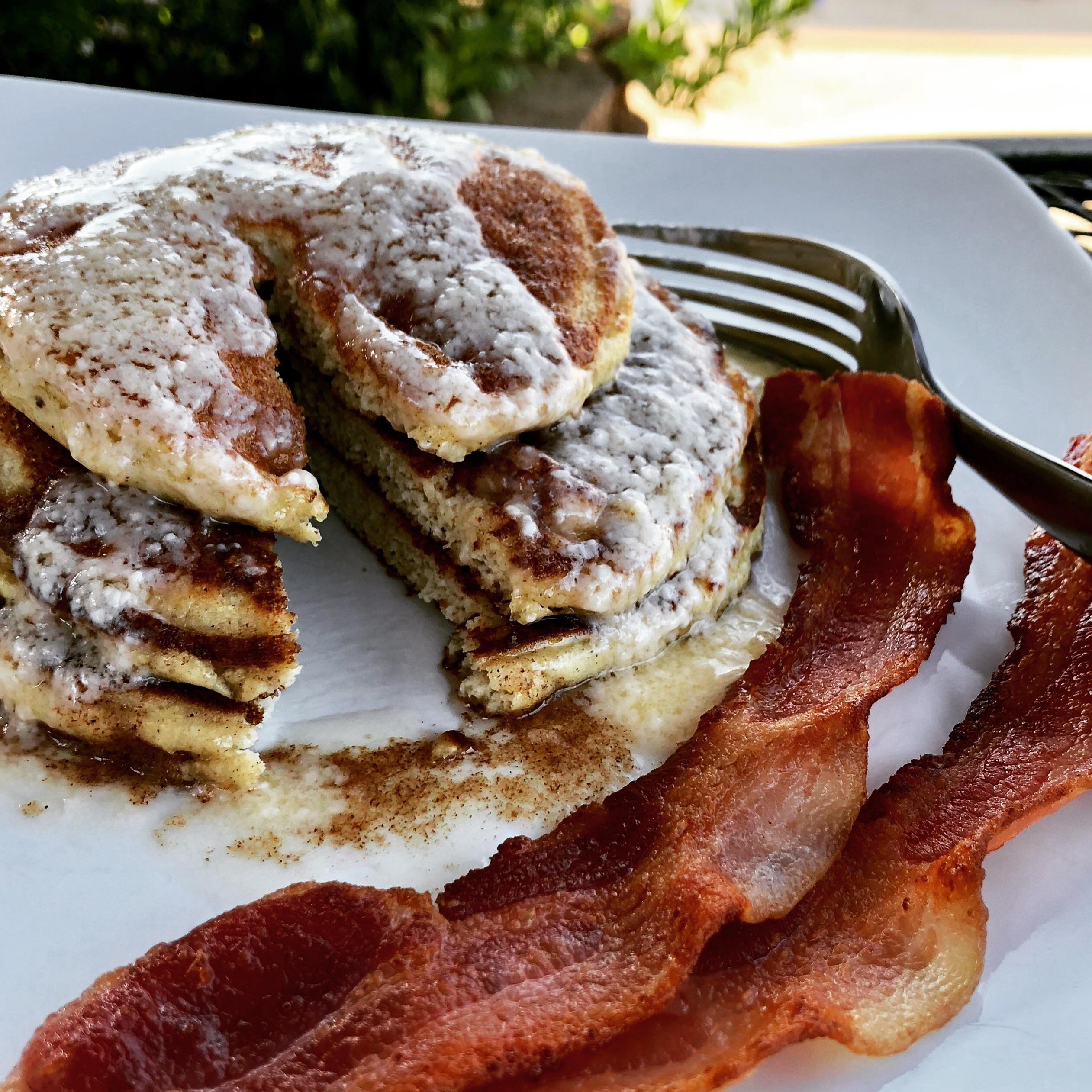Not to be outdone by /r/food, I made keto cinnamon roll pancakes. 68
