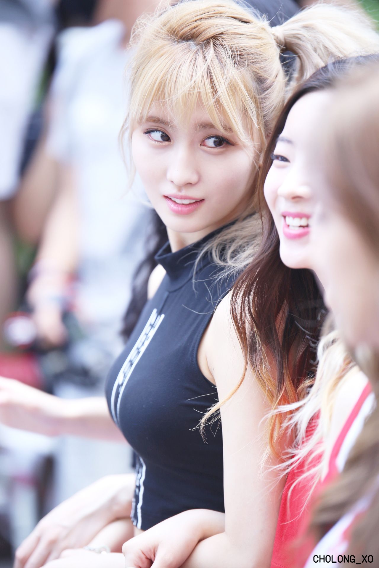 Momo kpics