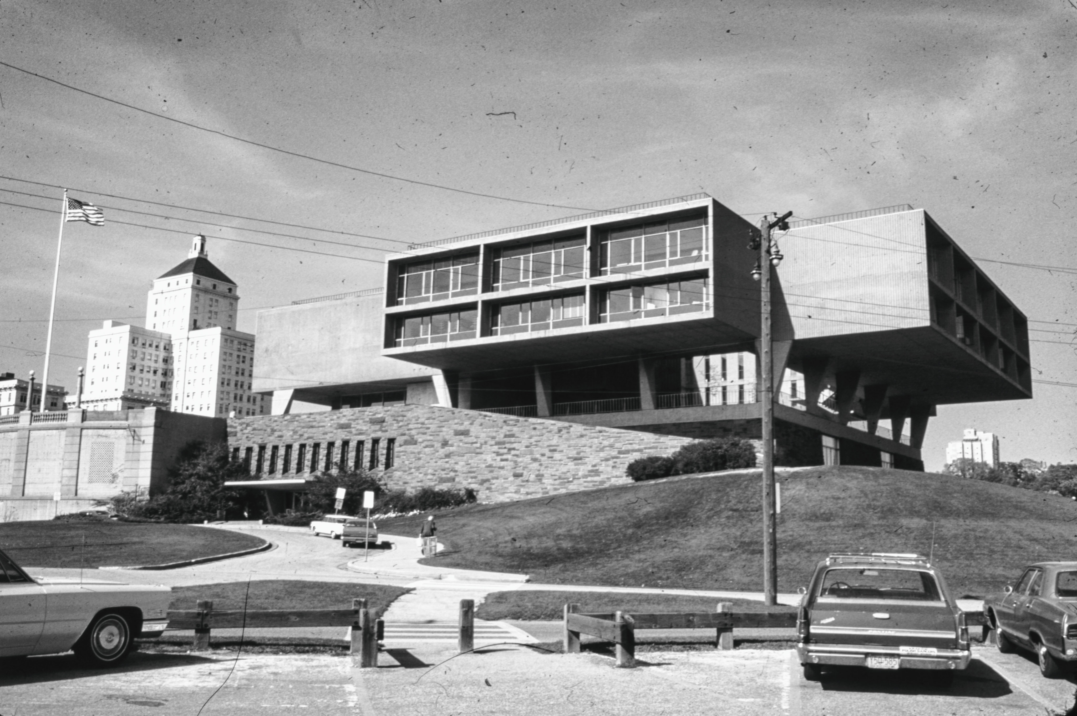 The Milwaukee County War Memorial Center, Milwaukee, Wisconsin. Date