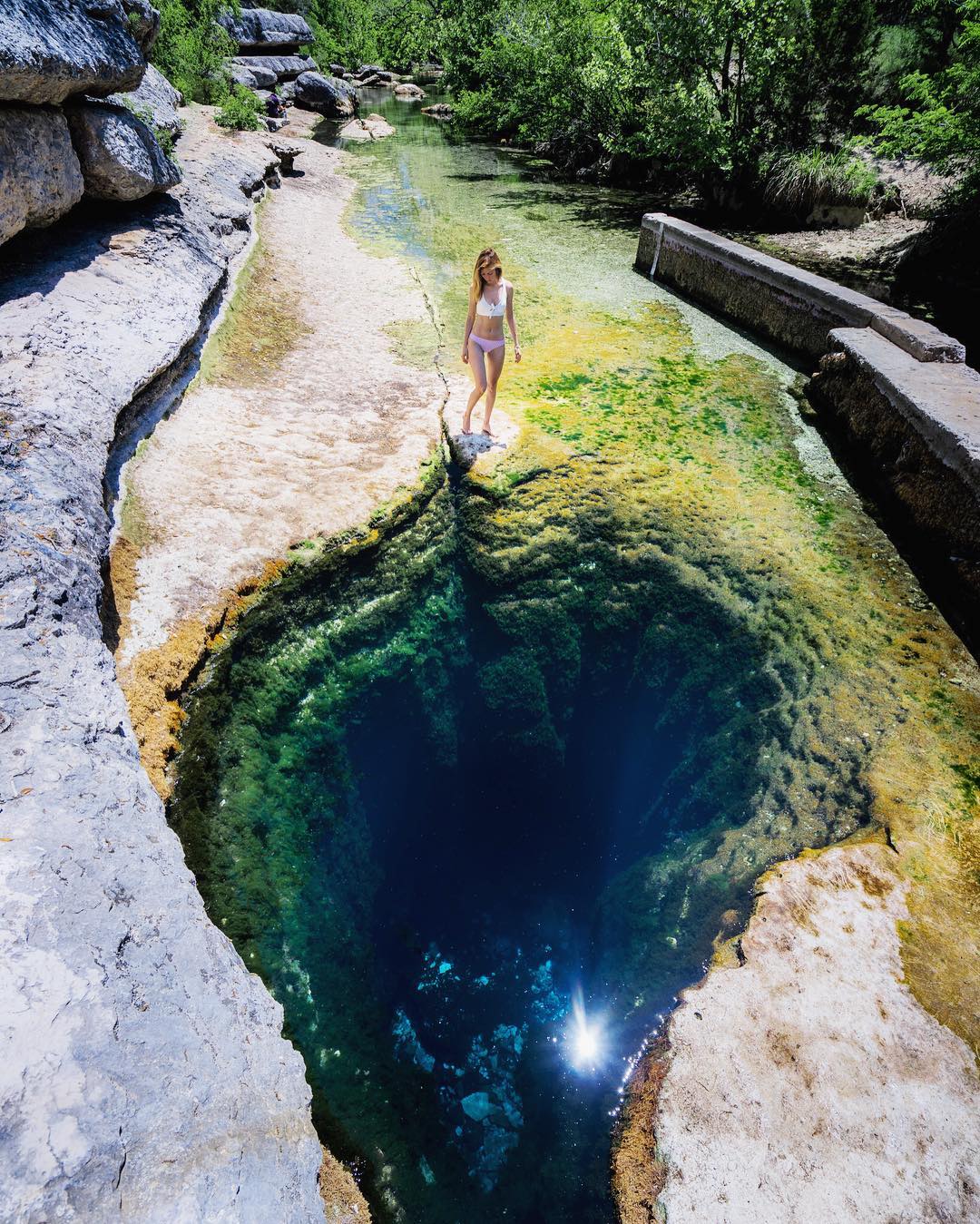 Jacob's Well in Texas has been found to have 2 conduits. One is 1,400