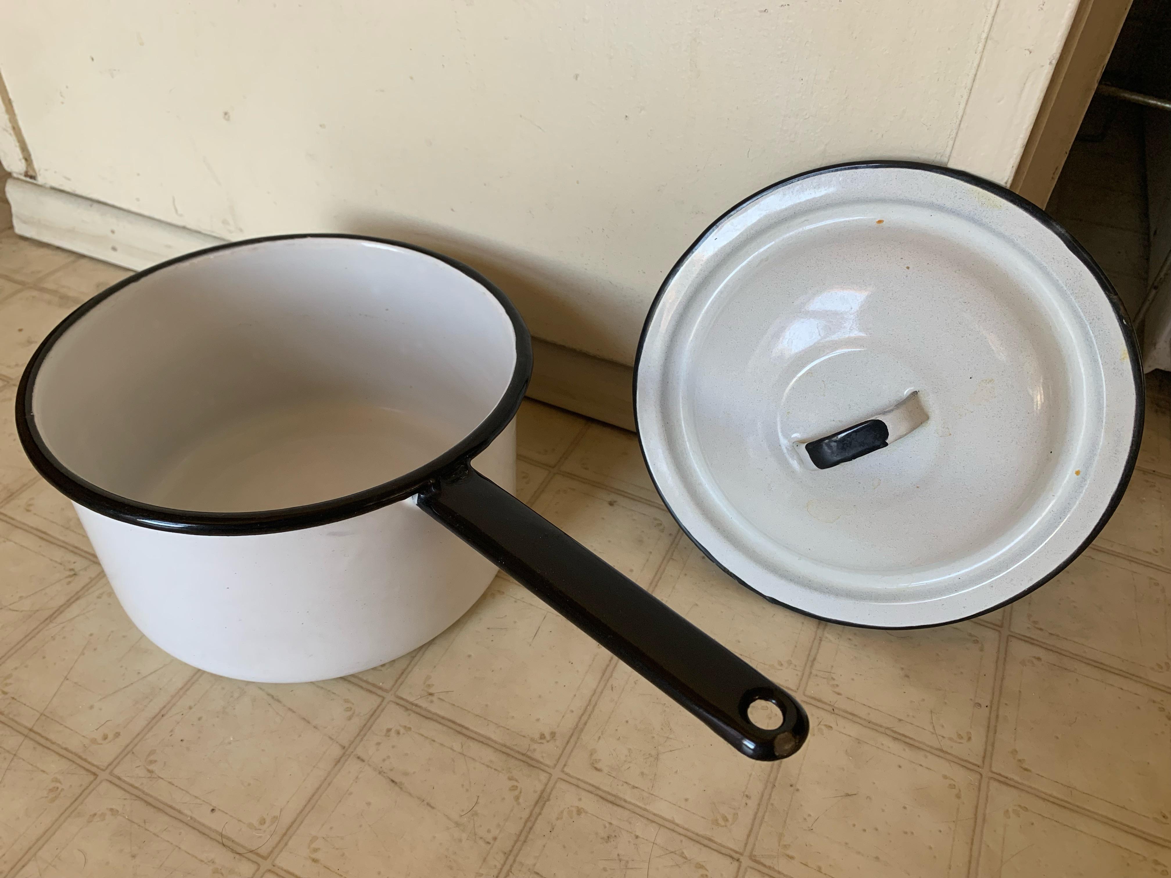 What is this type of material? Is it ok to use even though it’s old