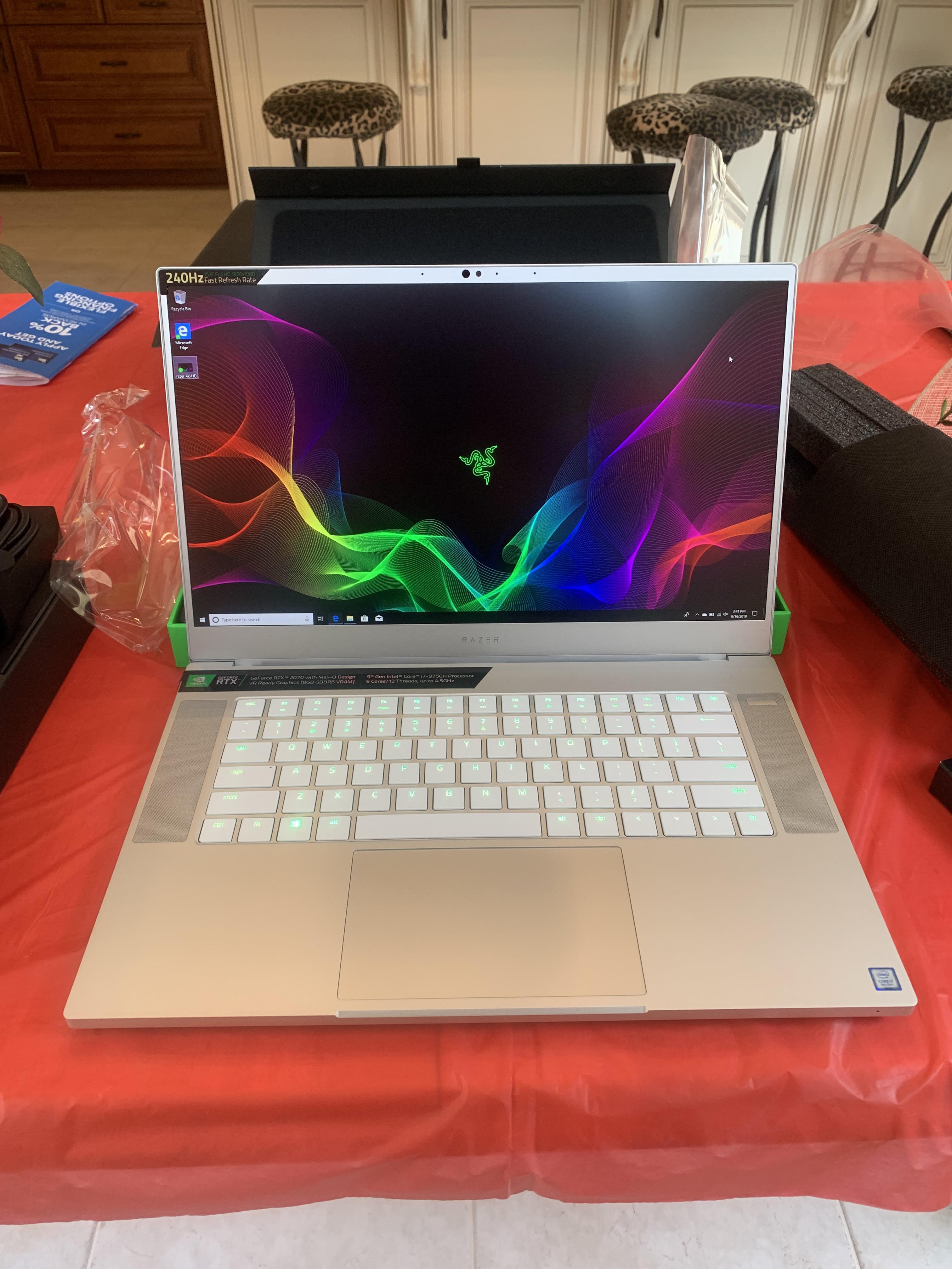 New laptop. Mercury Razer Blade 15 (RTX 2070) r/laptops