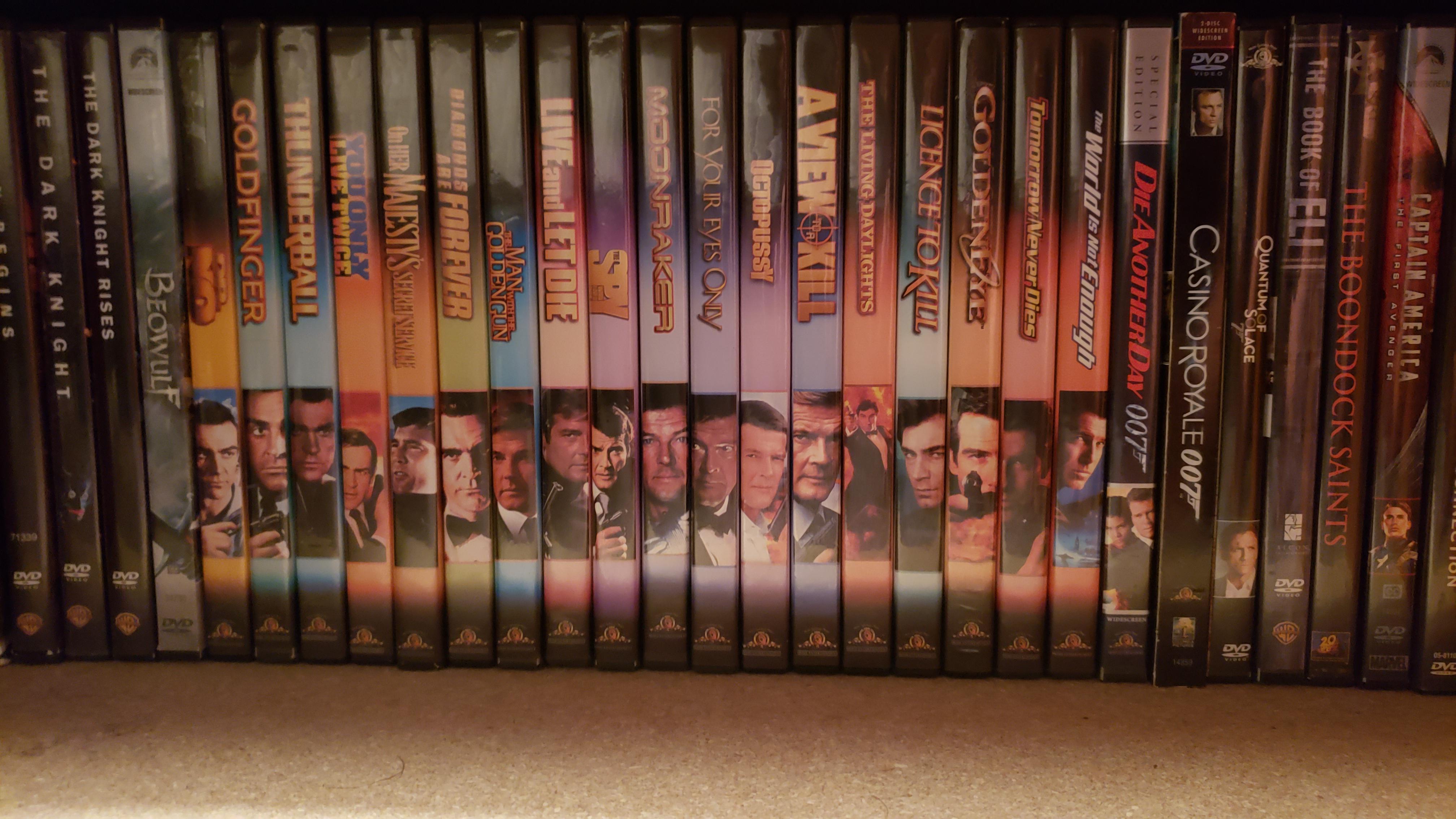 21 Bond films, 30 r/dvdcollection