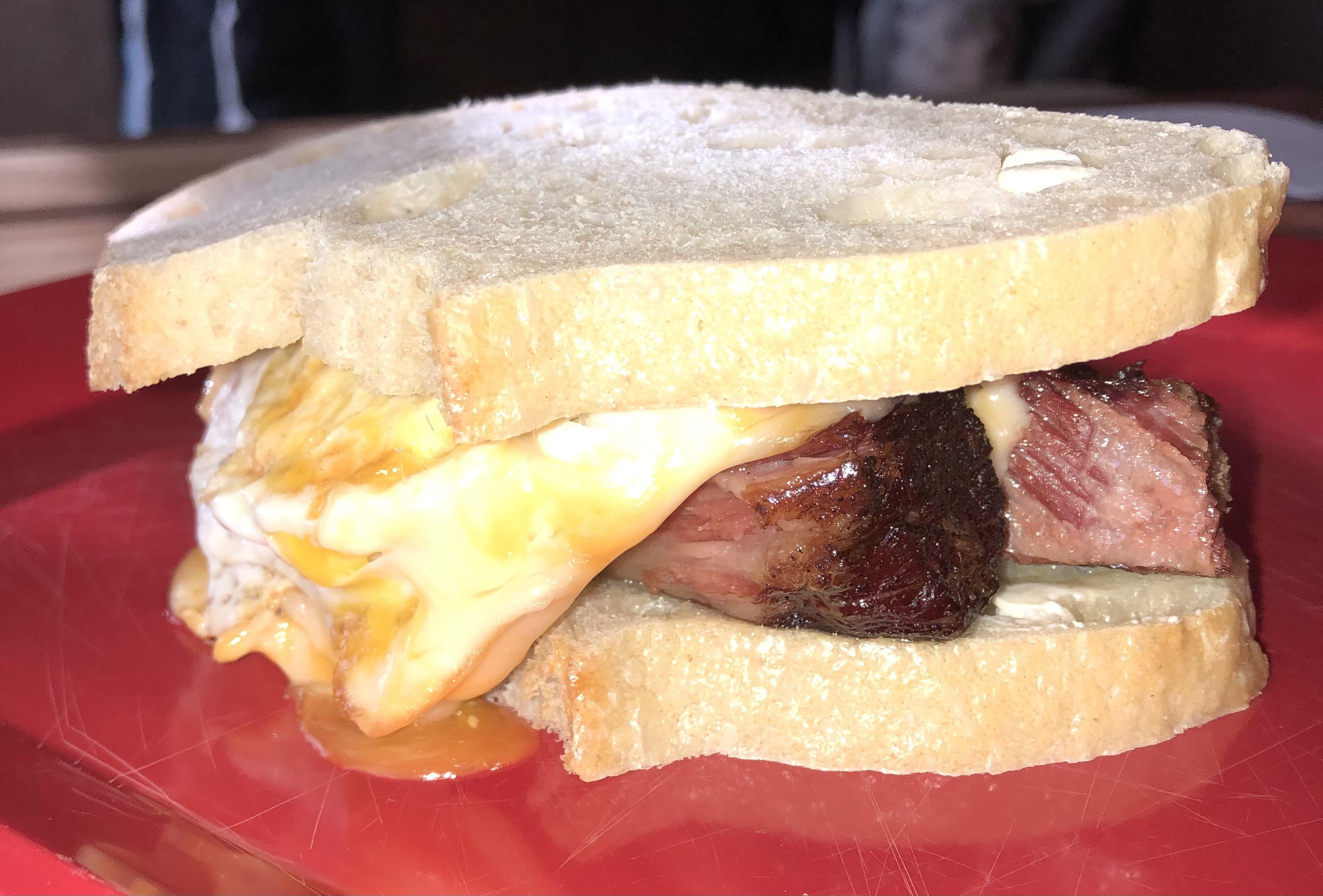 Brisket breakfast sandwich r/Sandwiches