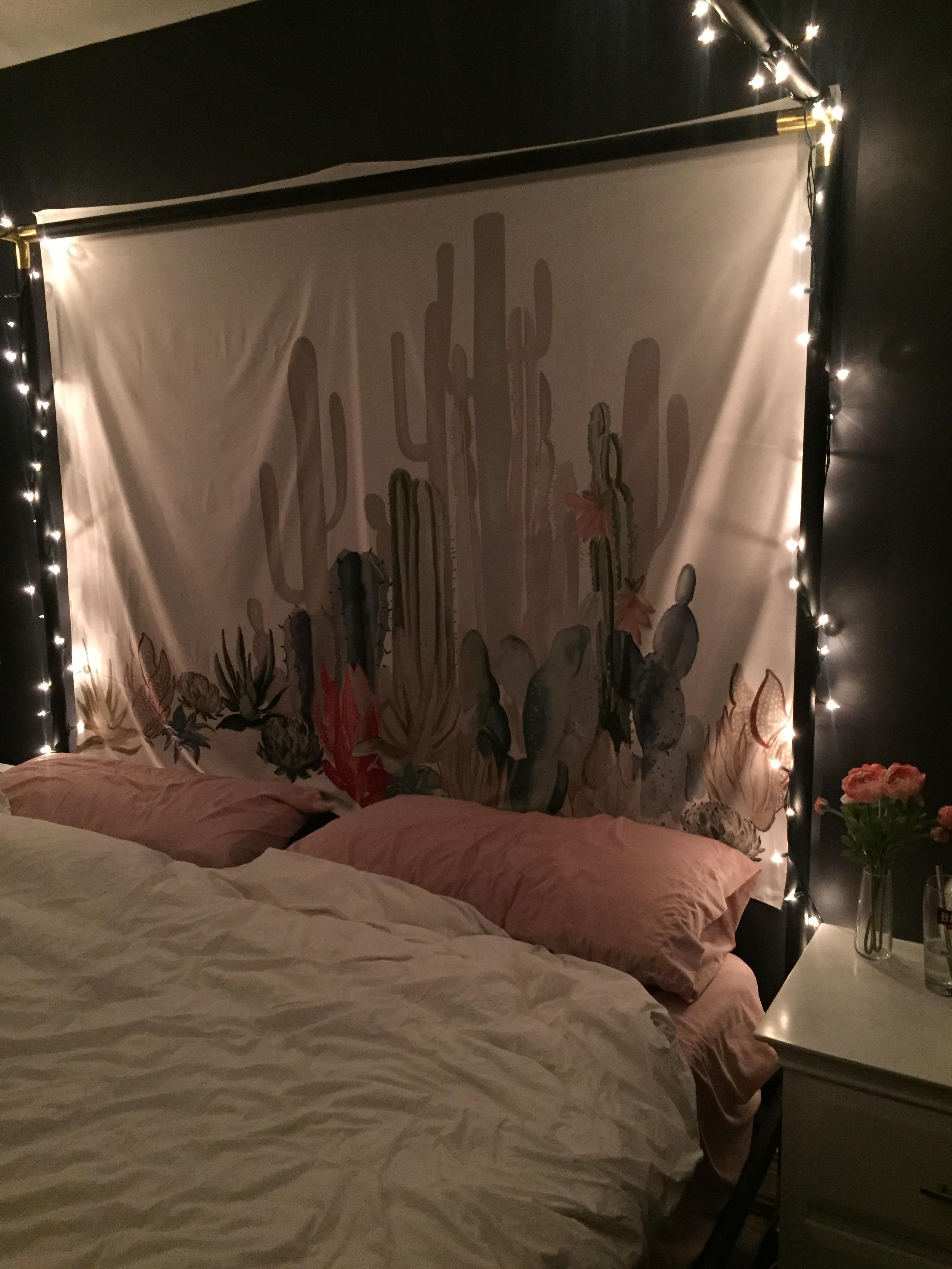 Our cozy bedroom in a Canadian winter r/CozyPlaces