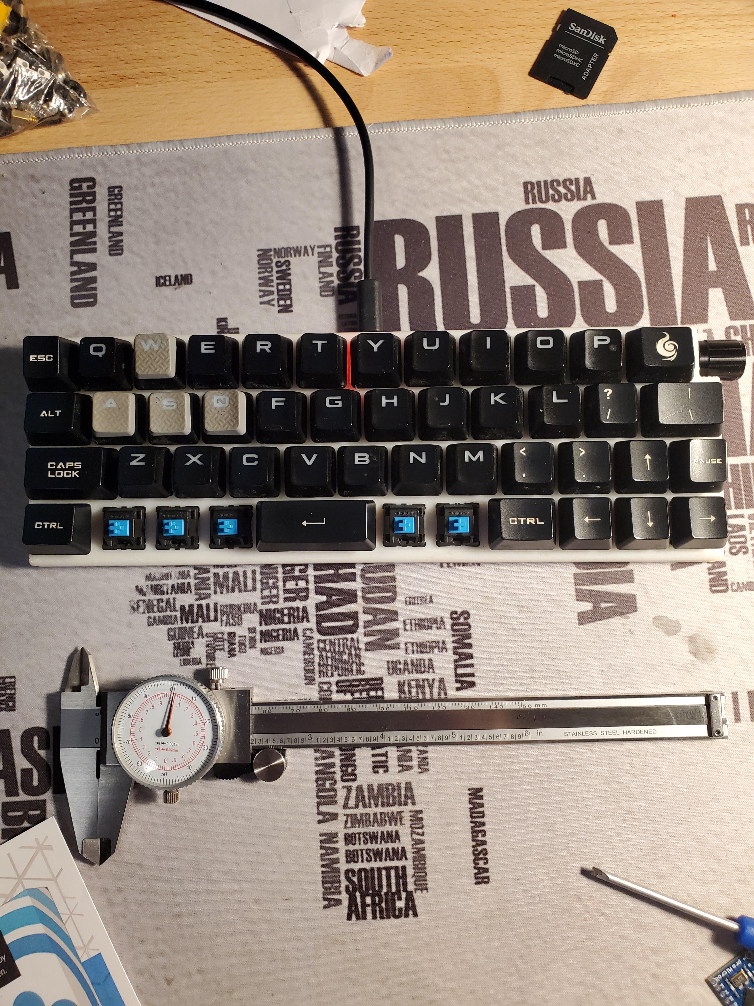 First ever keyboard, 3d printed Hand wired. (Where can I find custom