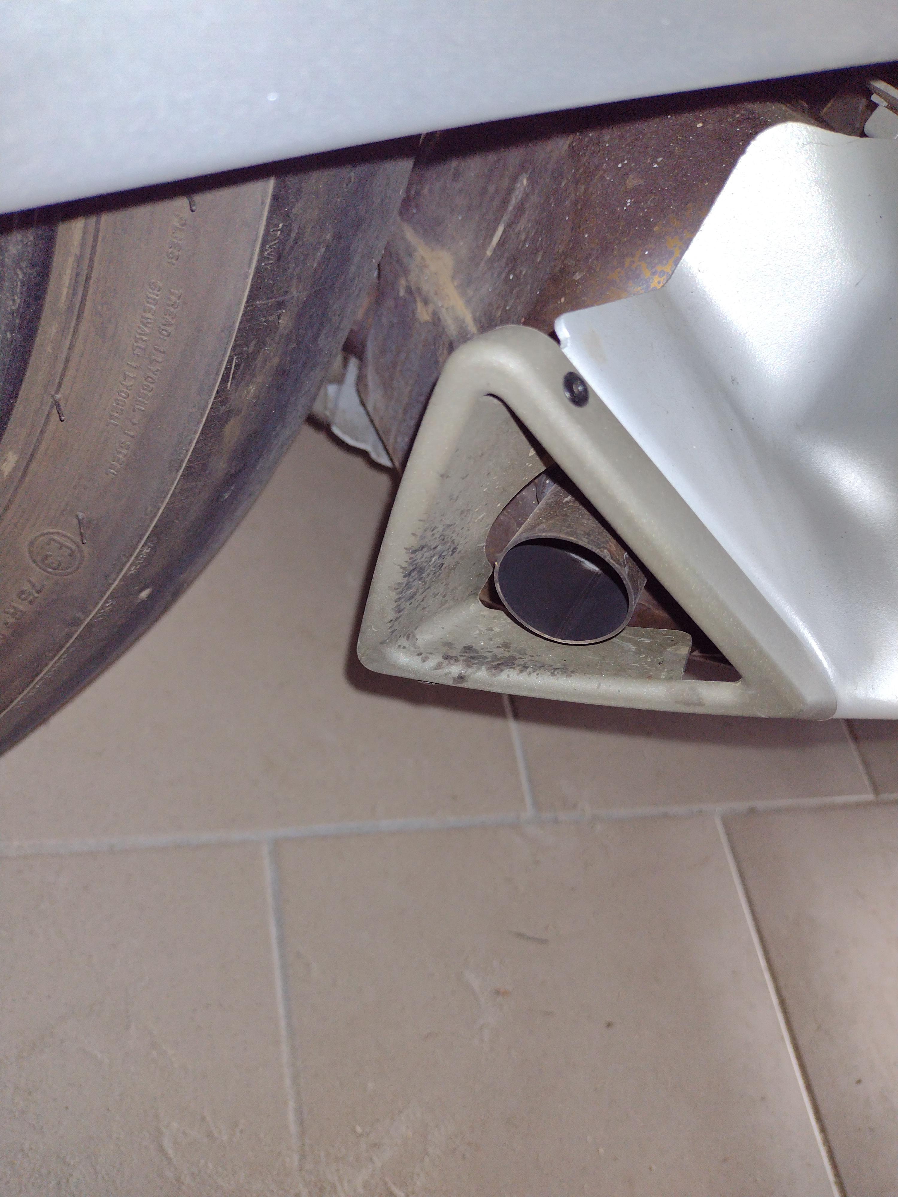 Oil coming from exhaust? r/Aprilia