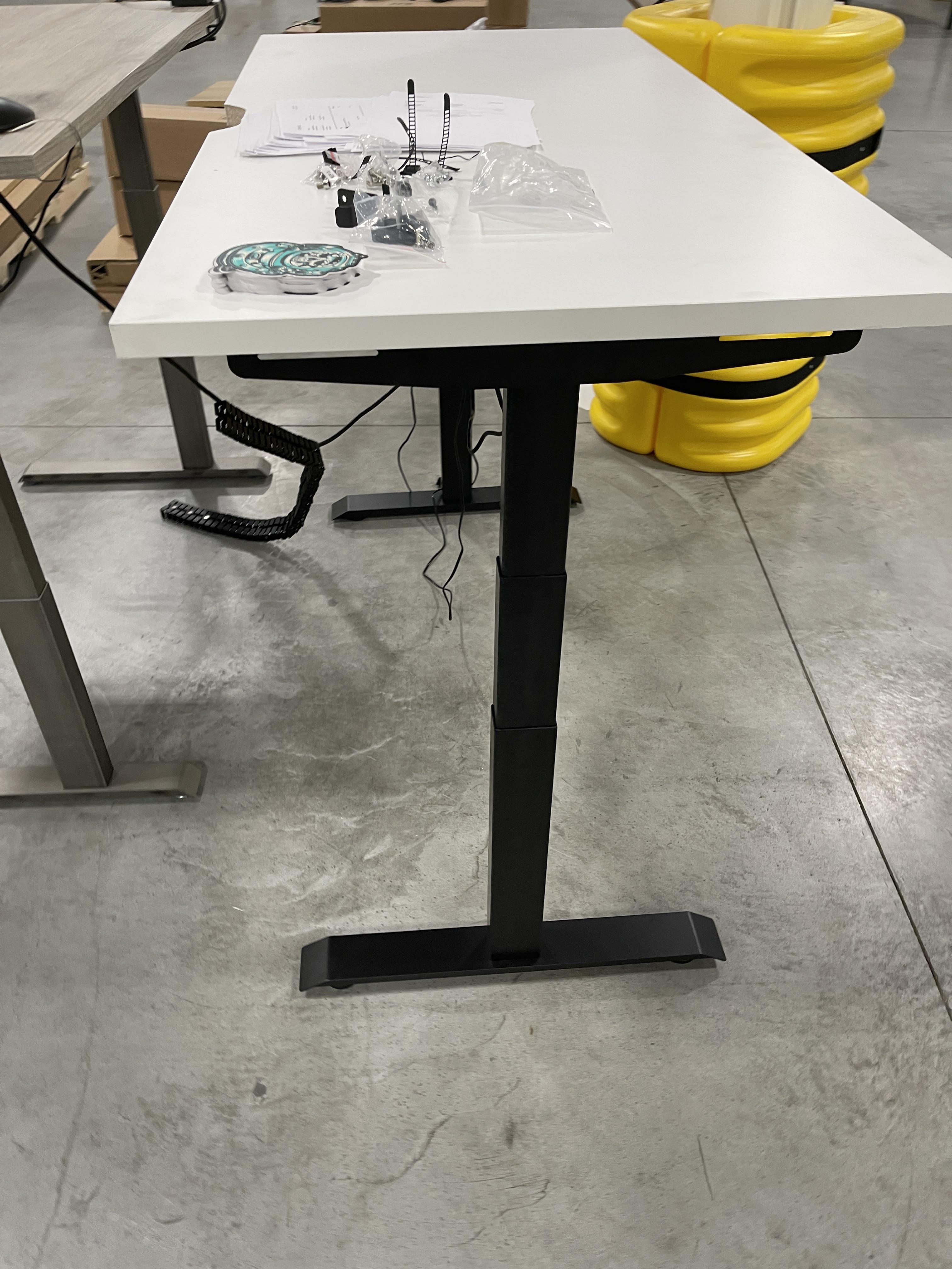 Tresanti standing desk, monitor arms? StandingDesk