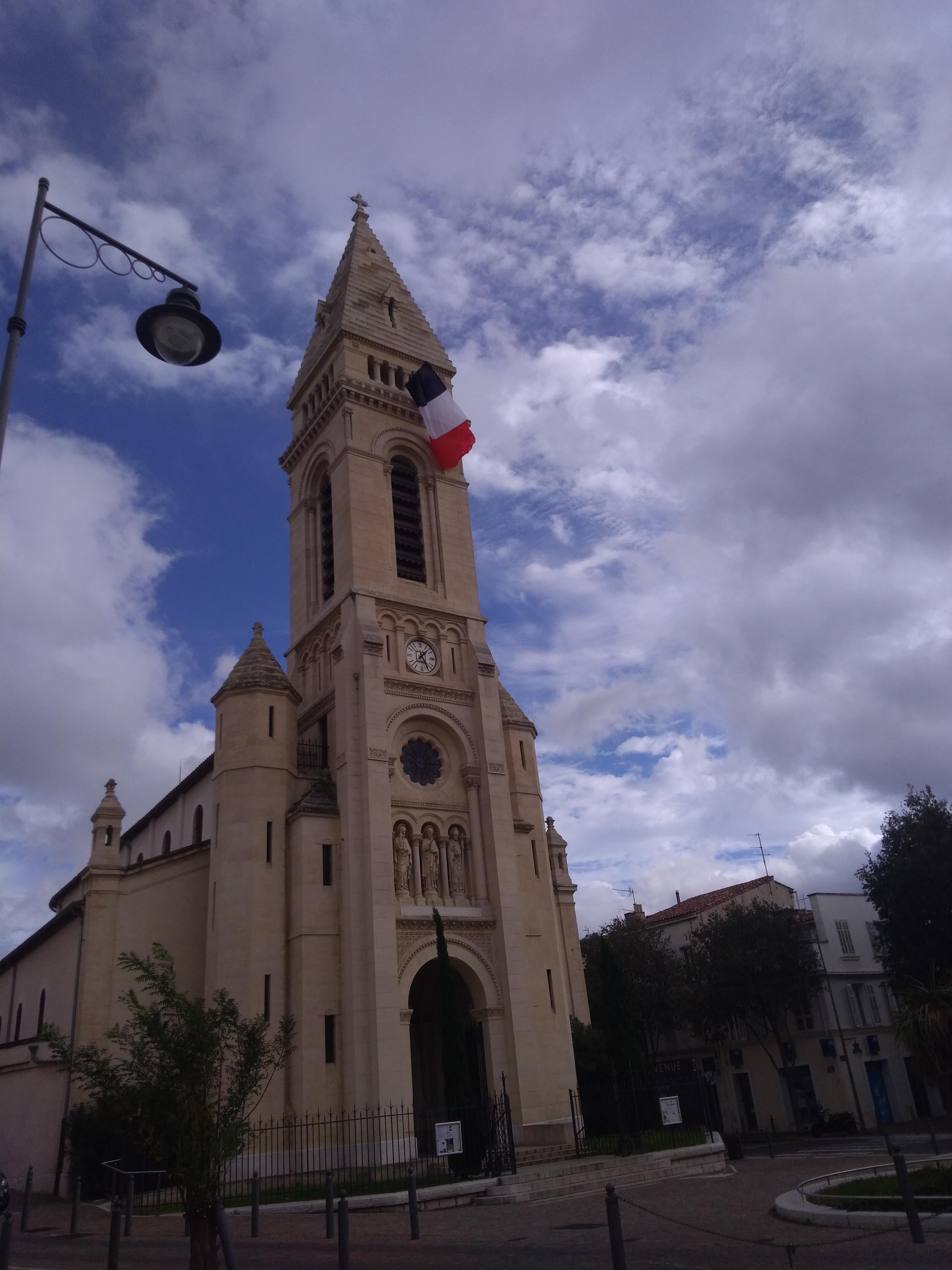 Église de saint Barnabé, Marseille. 100 ans après la fin de la grande
