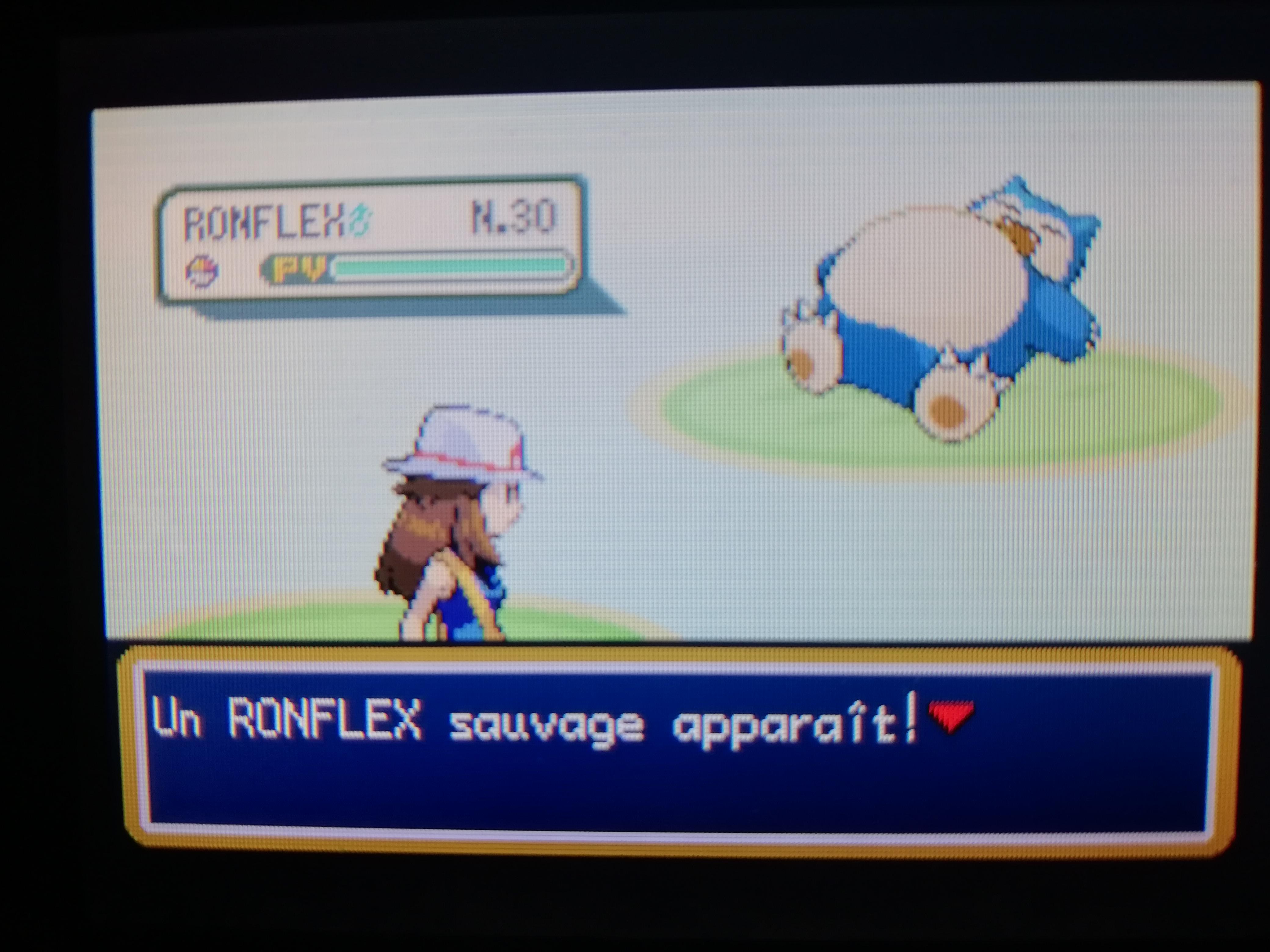 [III] Shiny Snorlax in Leaf Green after 3916 SR. I love how it's sprite in this game shows its