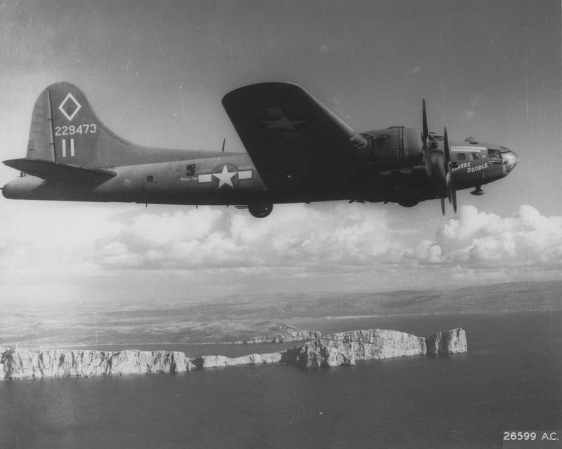 Yankee Doodle of the 99th Bomb Group on the way to bomb Turin, Italy, 8