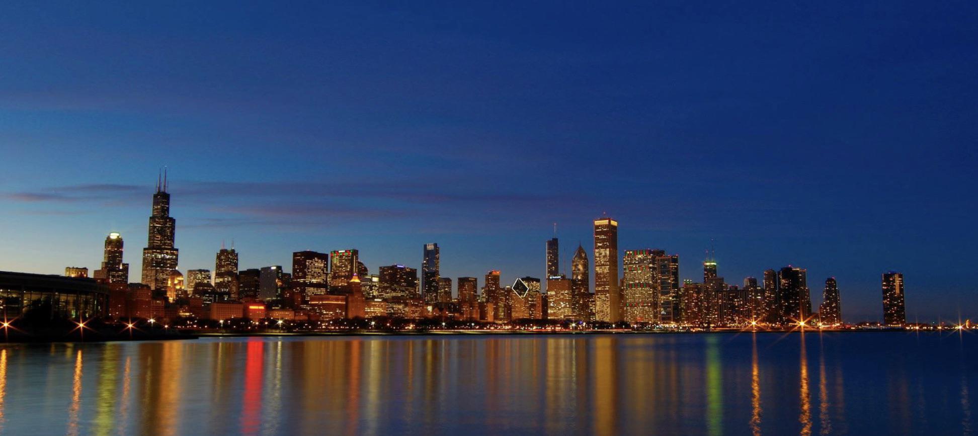 Hey reddit, looks like you guys like Chicago skyline pics. Here is one