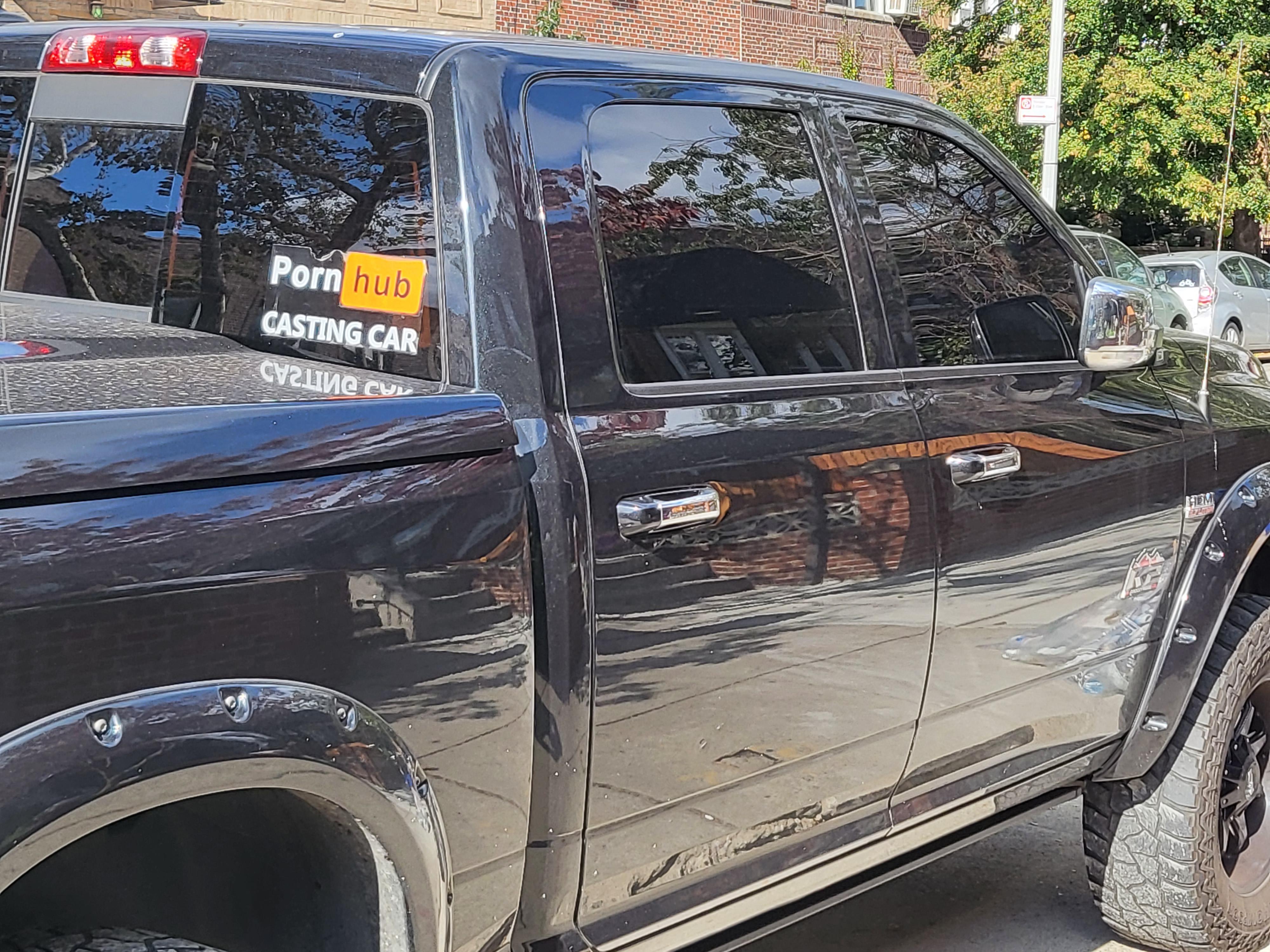 Classy car culture in Astoria r/astoria