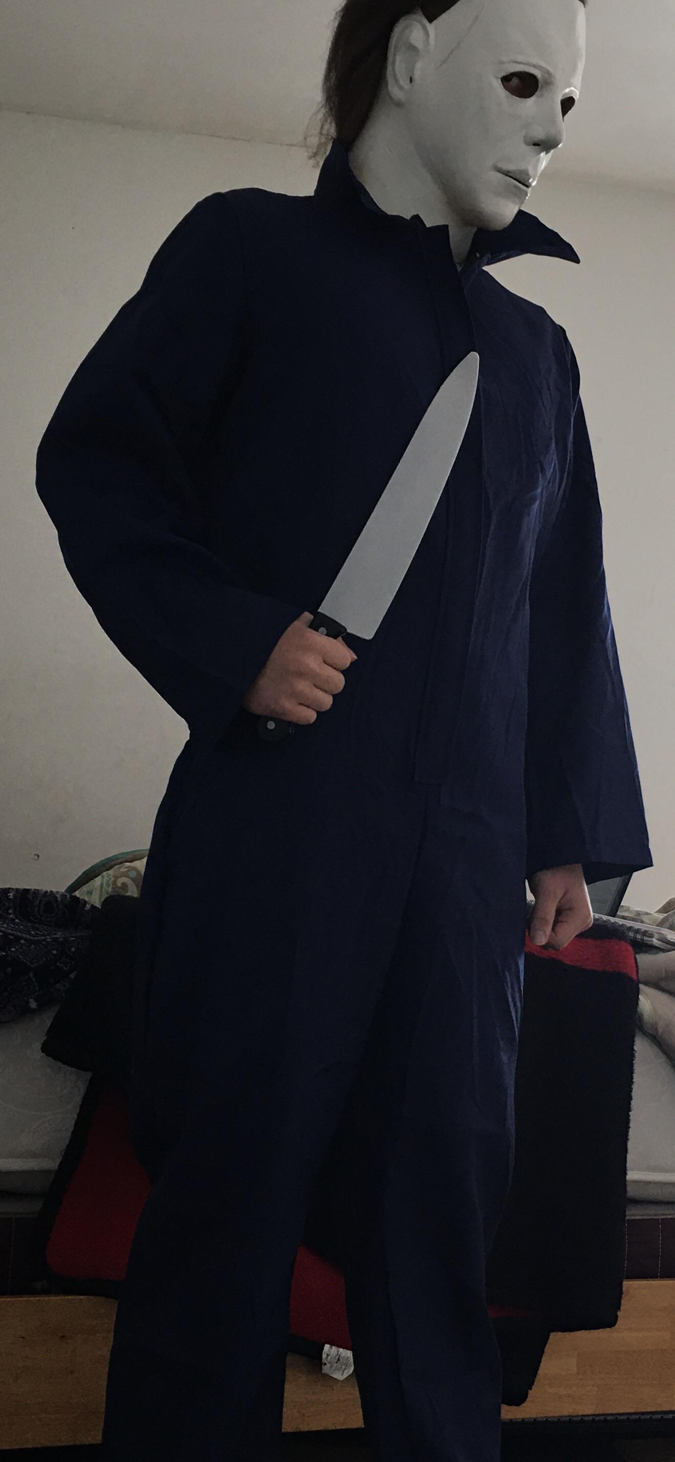 Here’s my Michael Myers costume Happy Halloween r/Halloweenmovies