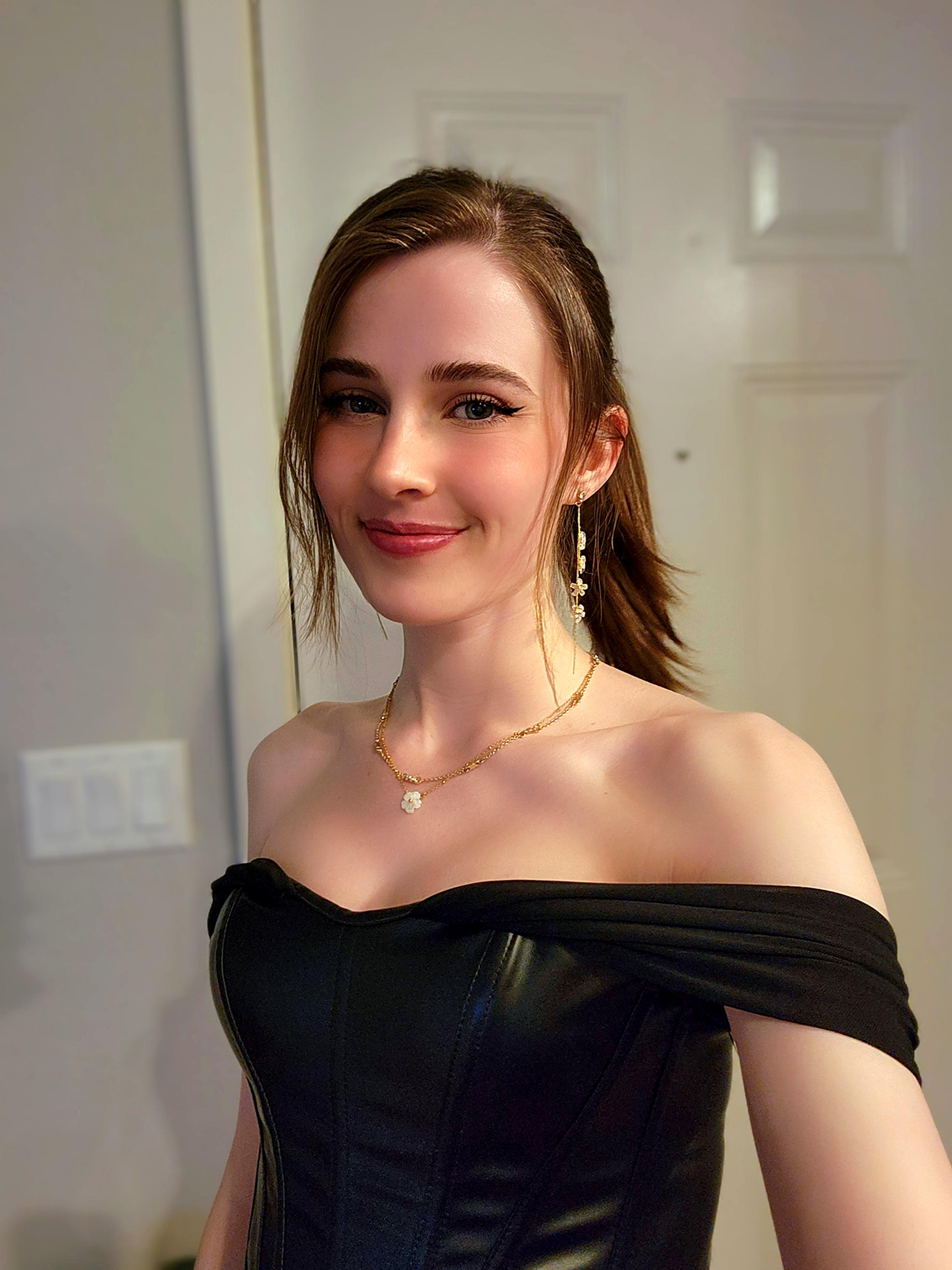 Gemma Elle (u/gemma-elle) - Reddit