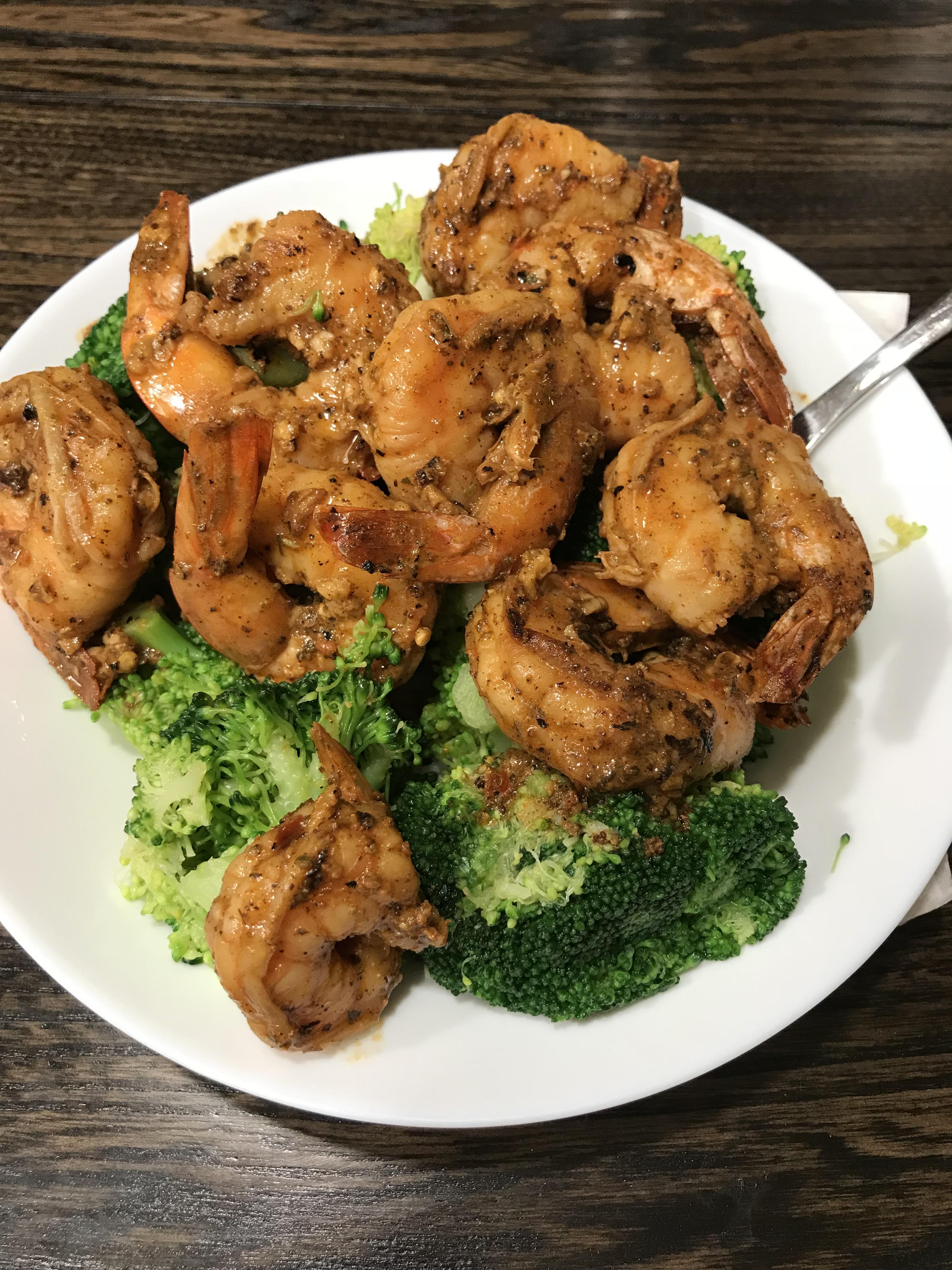 200 calorie Cajun shrimp and broccoli for dinner tonight. 1200isplenty