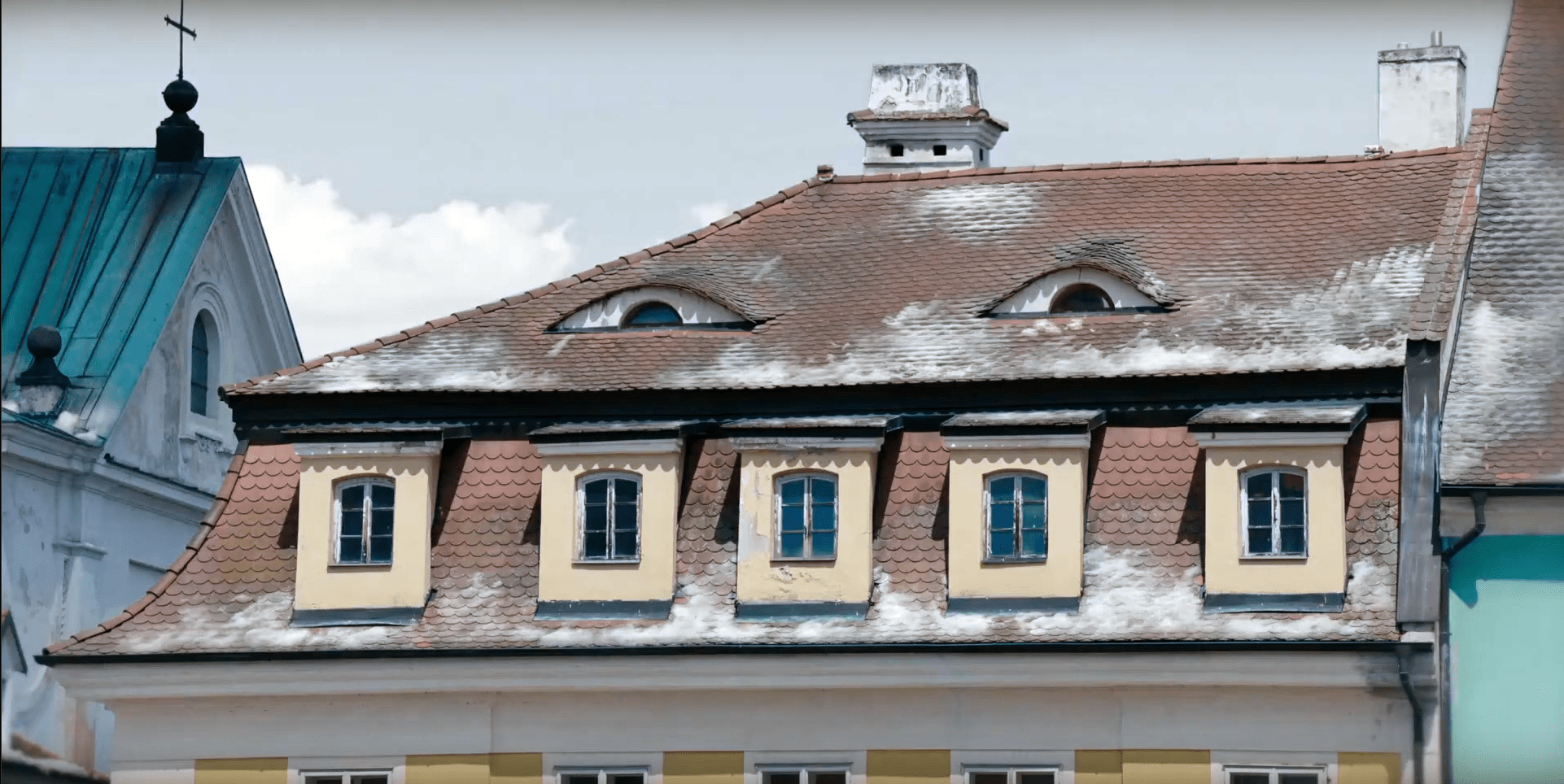 Eyes without a face / got no human grace (screen capture from Jojo