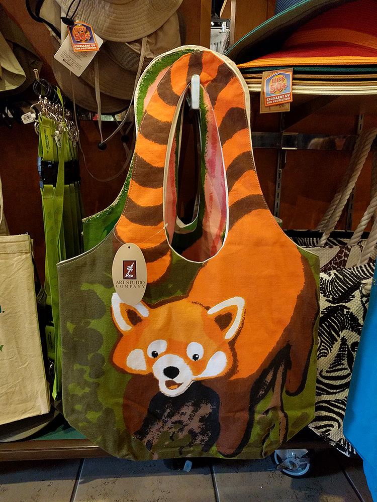 Red panda bag at Chicago's Lincoln Park Zoo r/redpandas