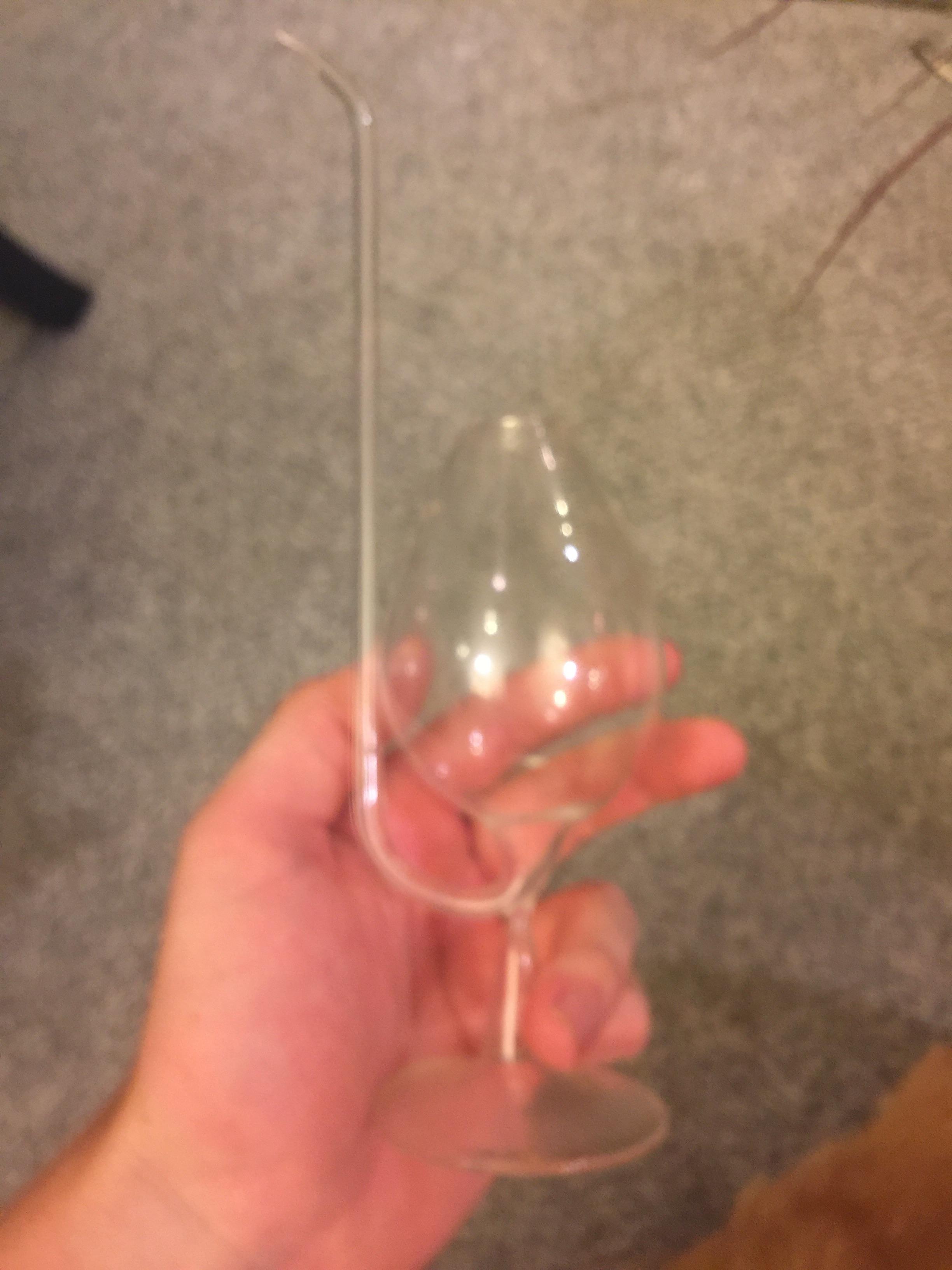 Wine glass with straw? r/whatisthisthing
