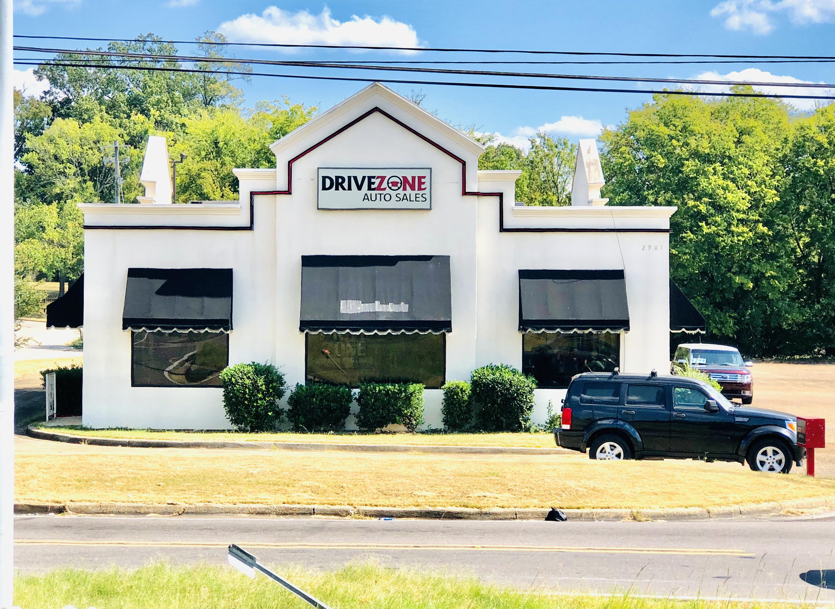 Former Kenny Rogers Roasters, now Drive Zone Auto Sales Montgomery